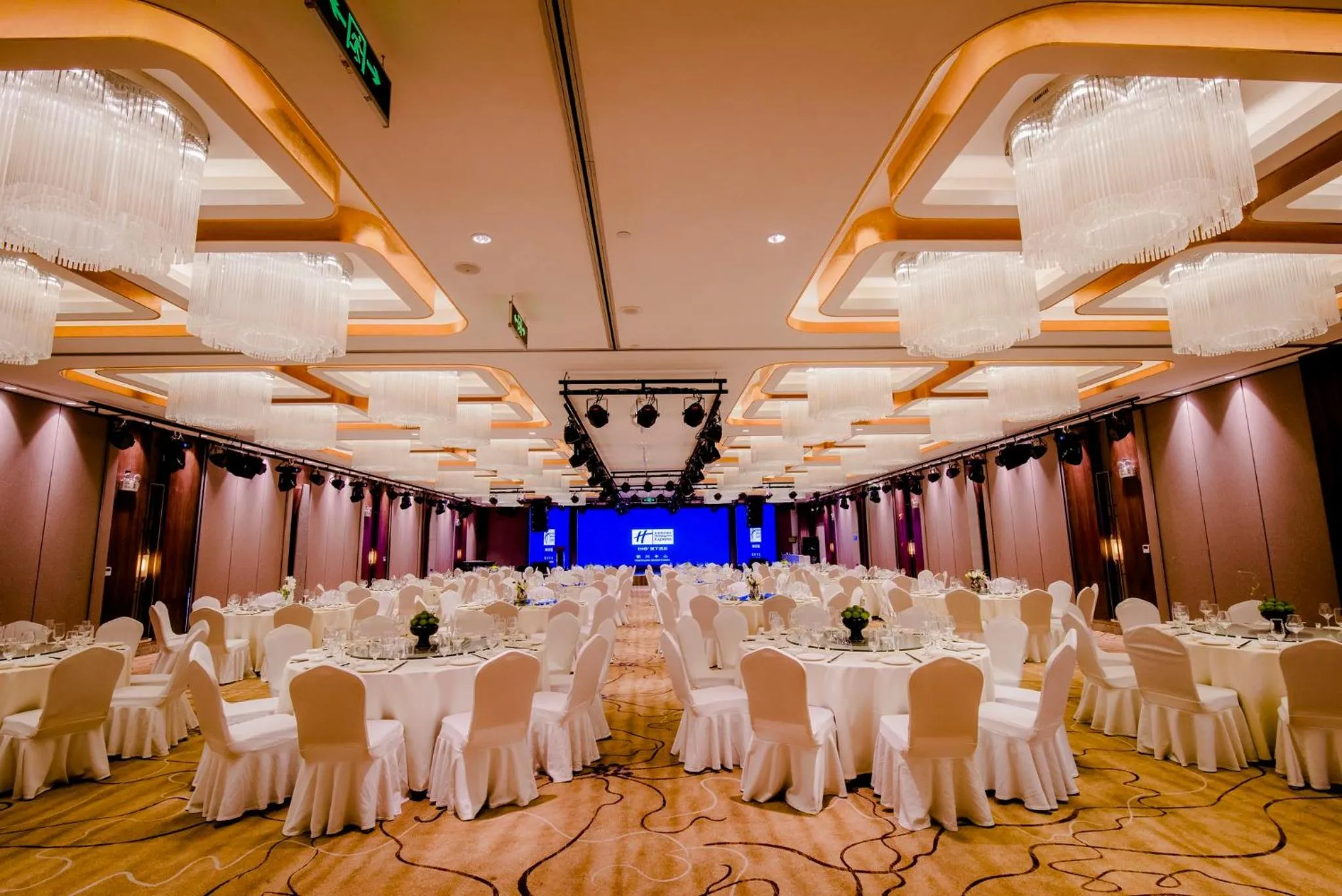 Banquet/Function facilities in Holiday Inn Express Yinchuan Downtown by IHG