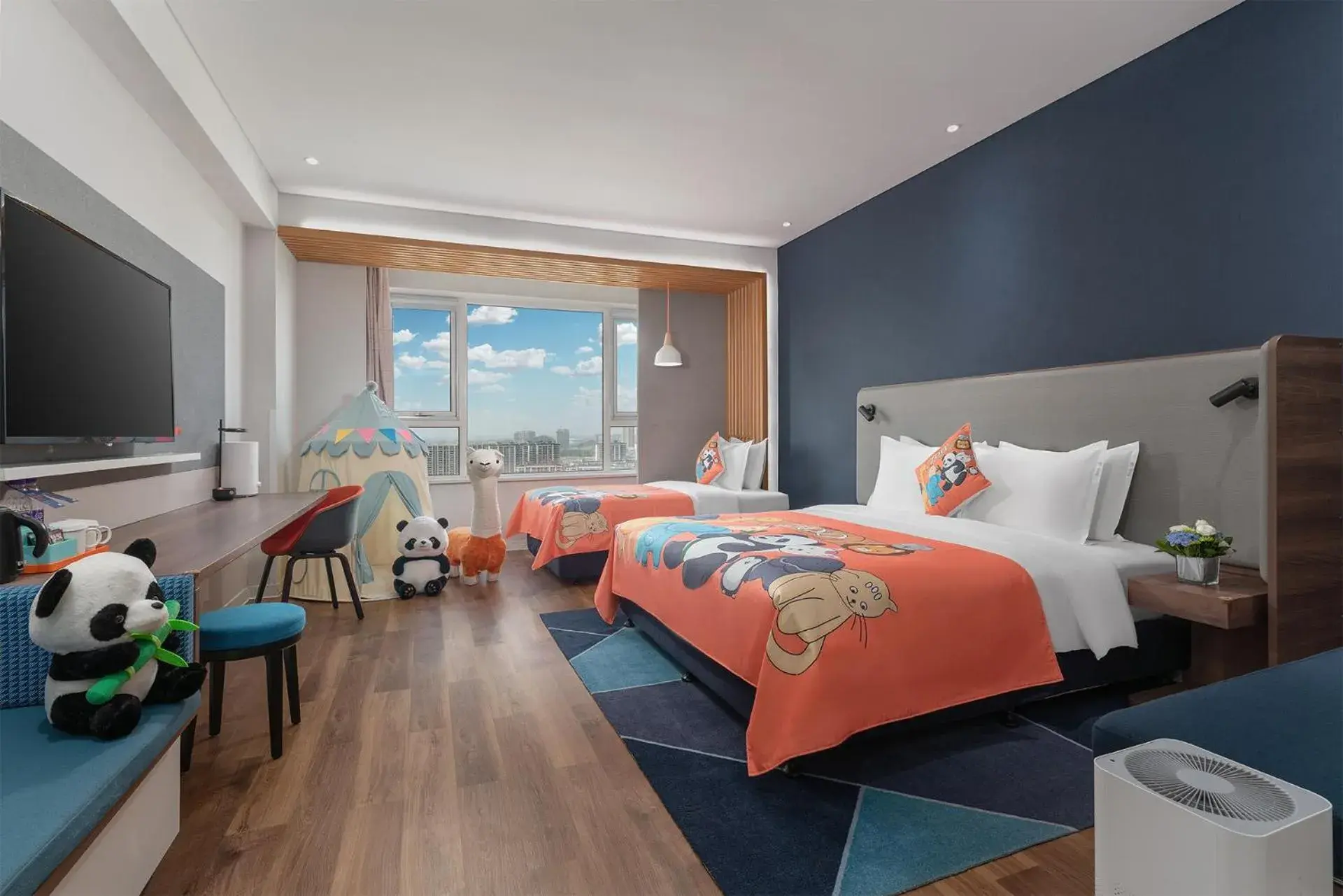 Bed in Holiday Inn Express Yinchuan Downtown by IHG Bed in Holiday Inn Express Yinchuan Downtown by IHG