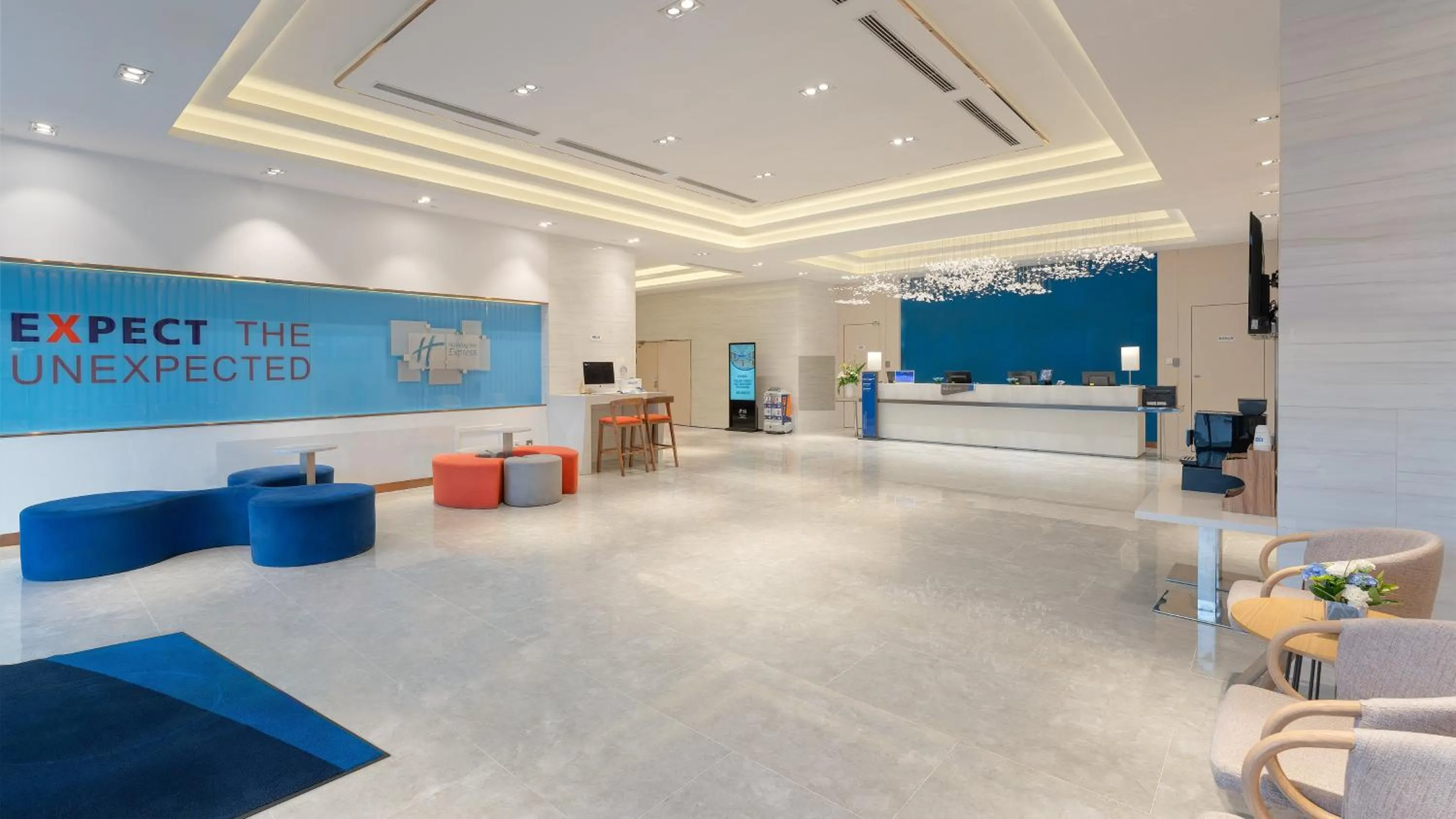 Property building in Holiday Inn Express Yinchuan Downtown by IHG