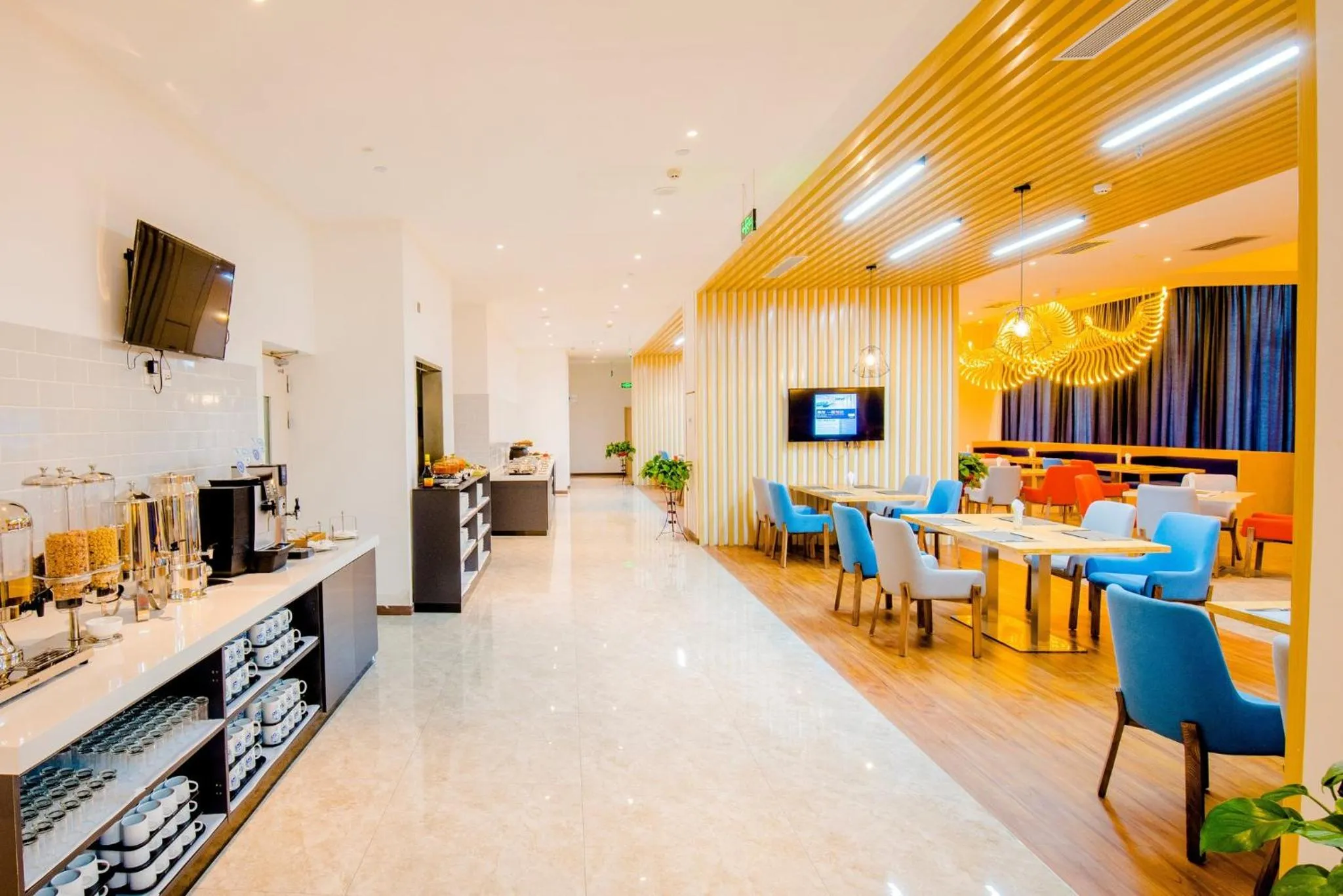 Breakfast in Holiday Inn Express Yinchuan Downtown by IHG