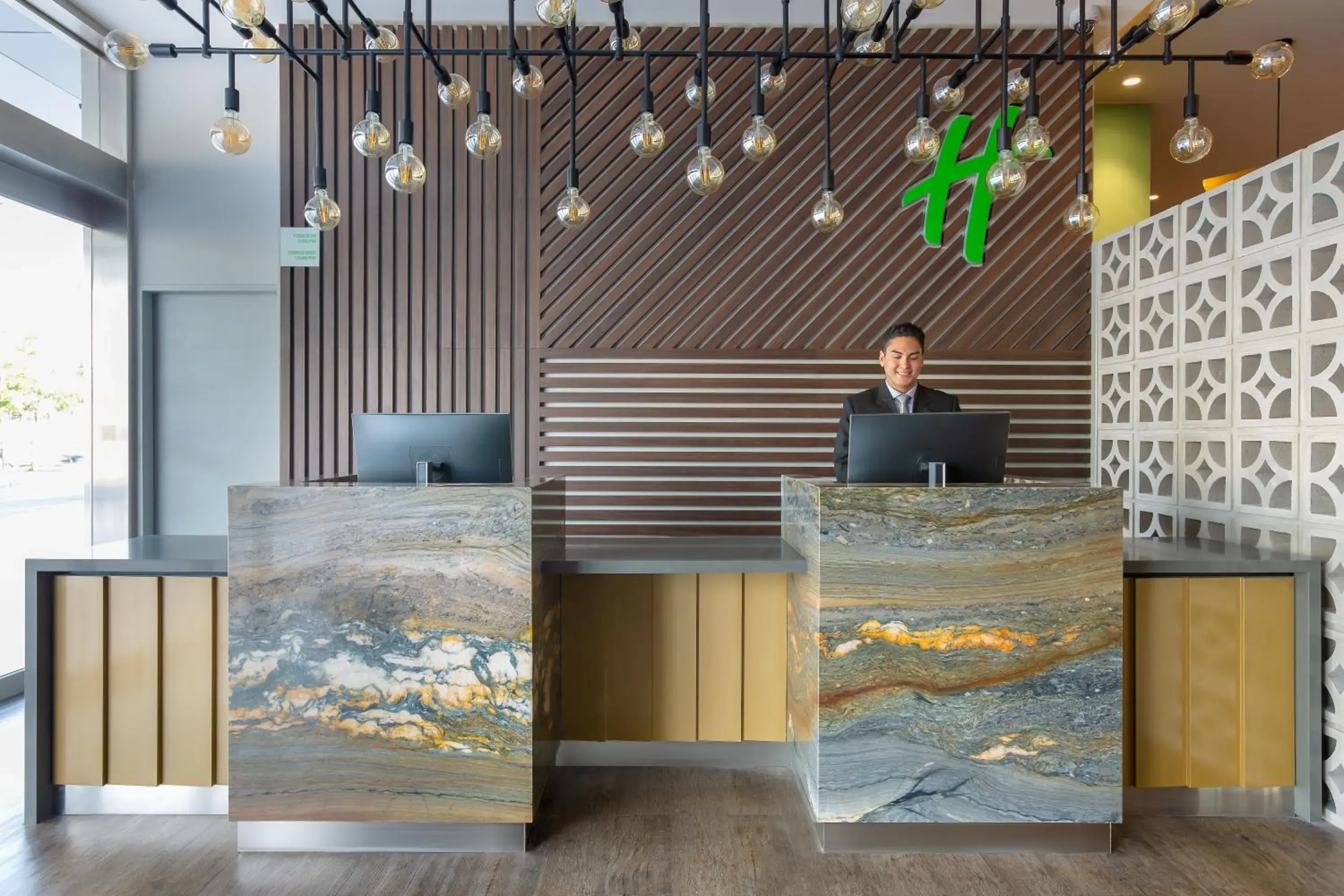 Property building in Holiday Inn - Piura by IHG Property building in Holiday Inn - Piura by IHG