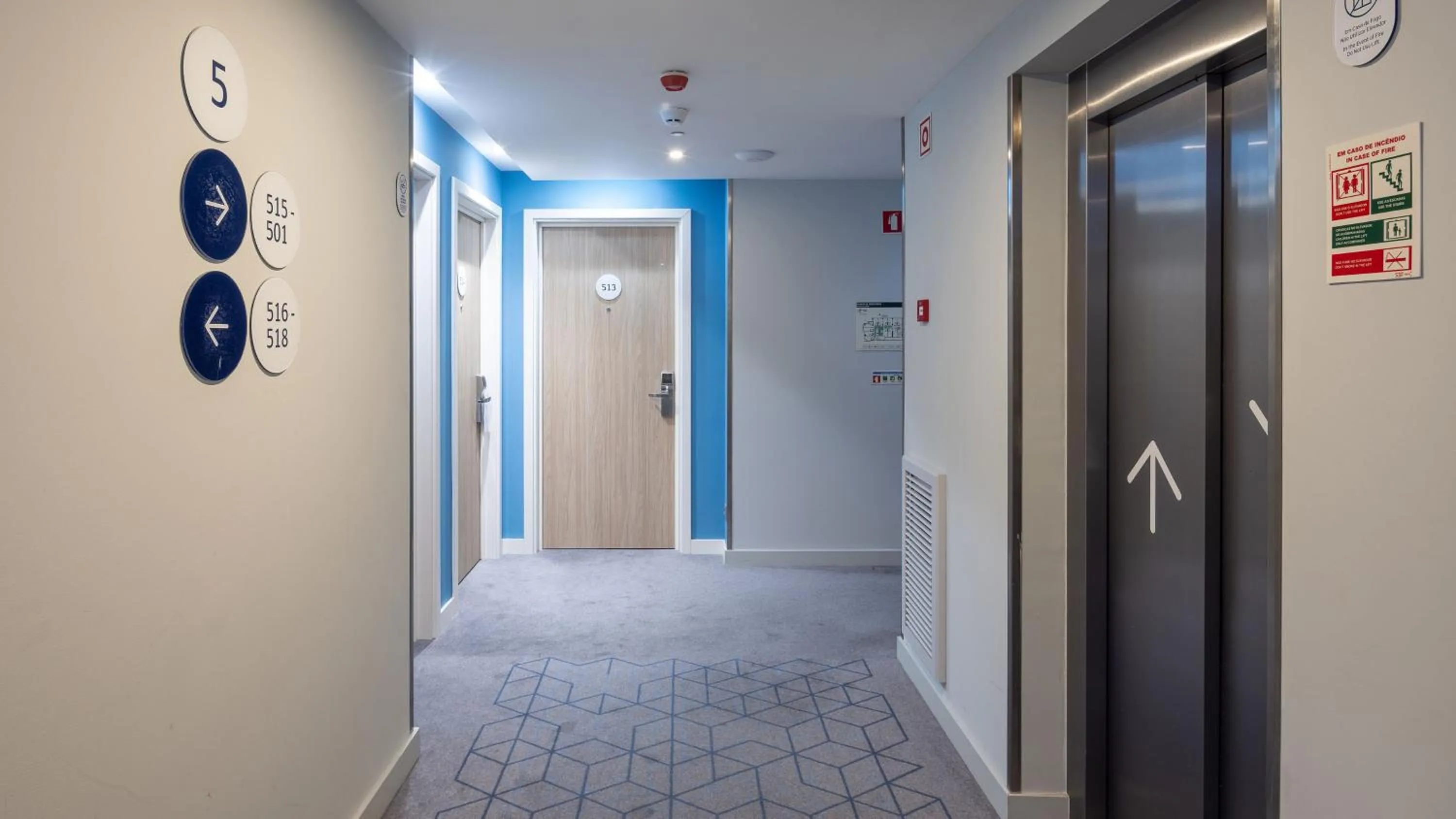 Decorative detail in Holiday Inn Express Porto City Centre by IHG