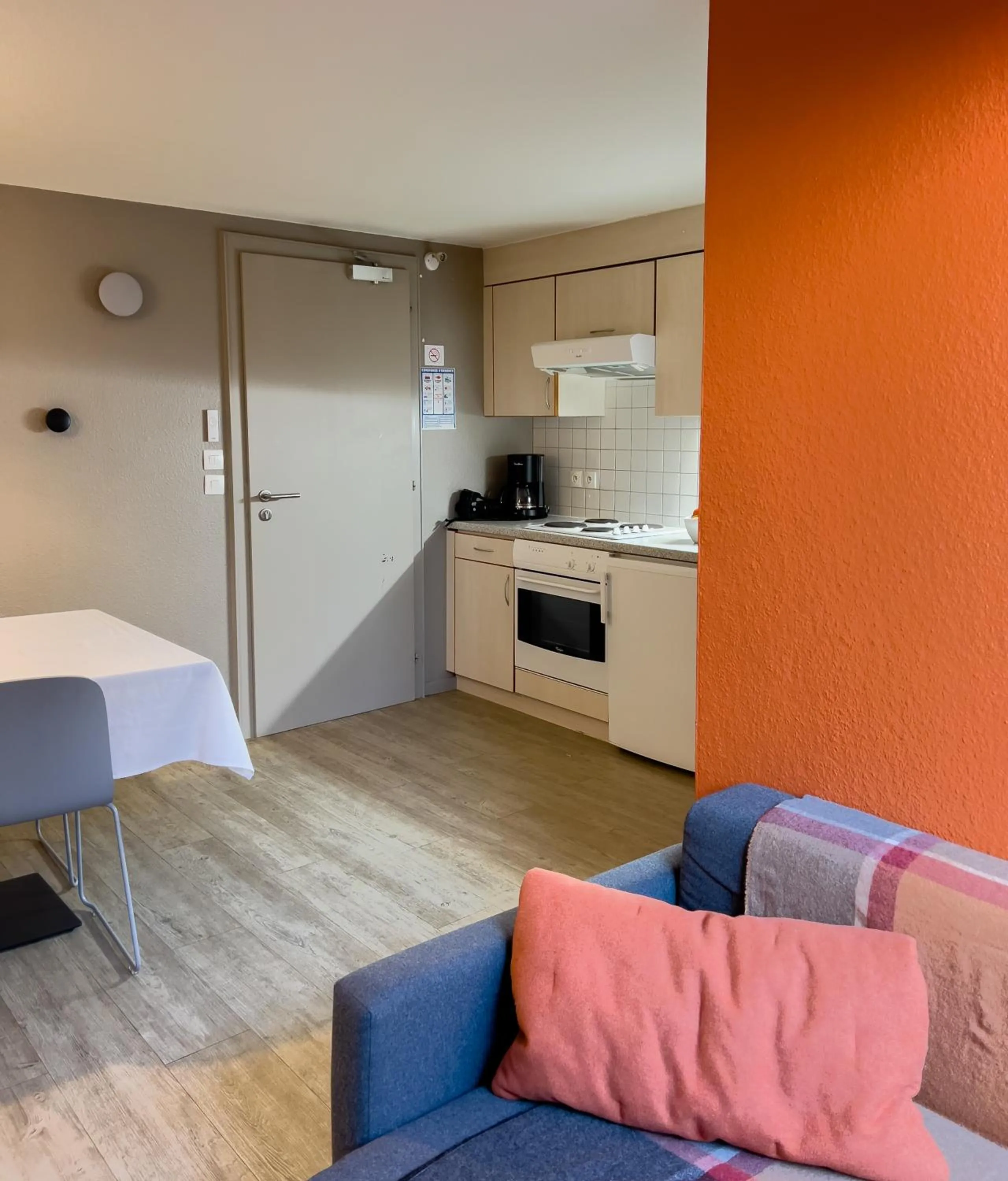 Kitchen or kitchenette in Gîtes et chambres d'hôtes Maison Ungerer