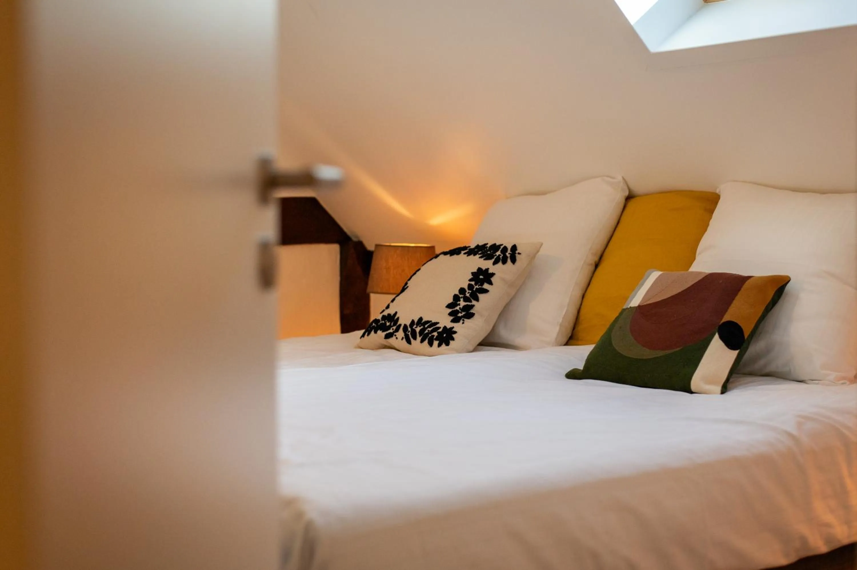 Decorative detail, Bed in Gîtes et chambres d'hôtes Maison Ungerer