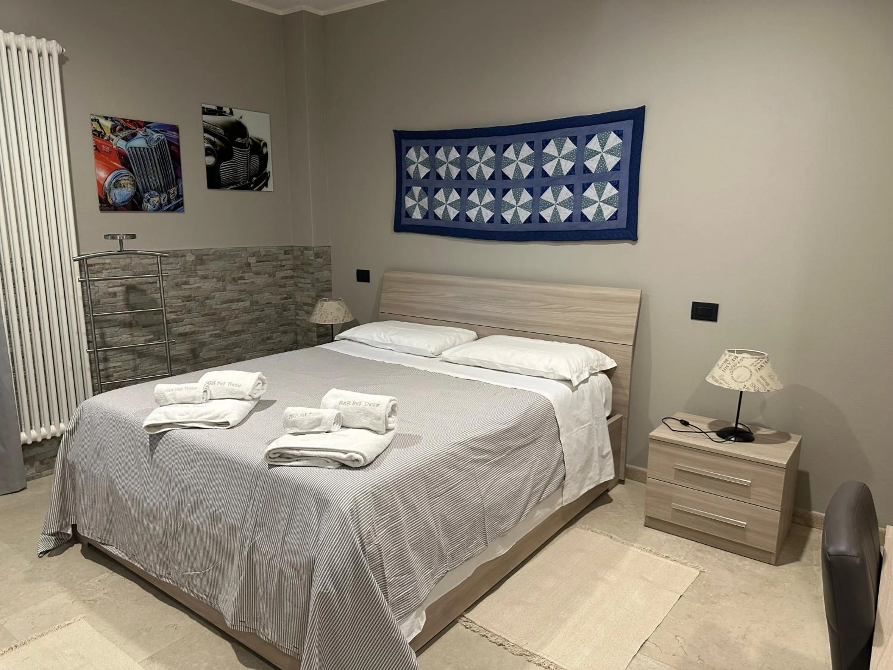 Bed in Bed & Breakfast Indi Thelar