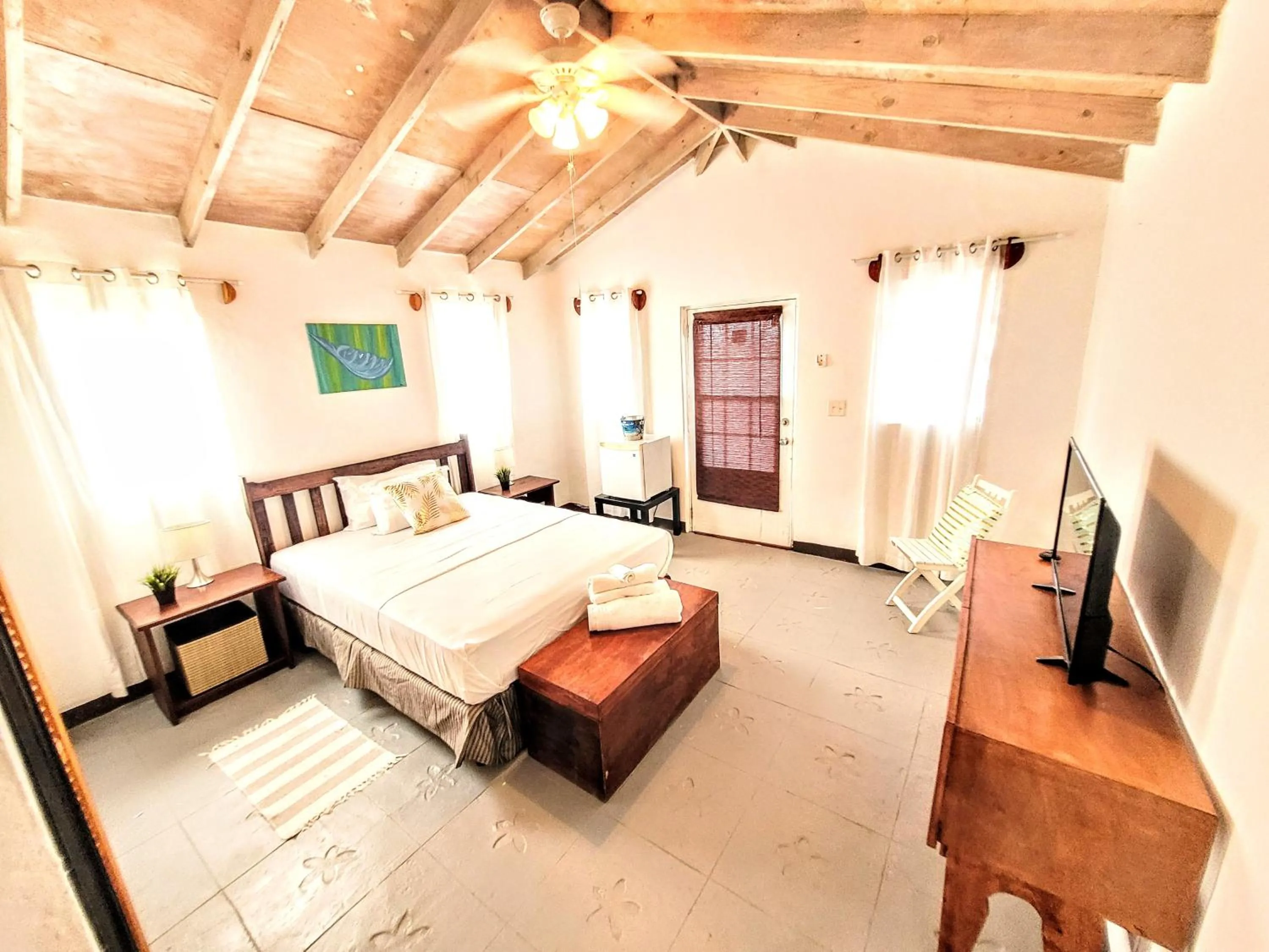 Bed in Ellen Bay Inn