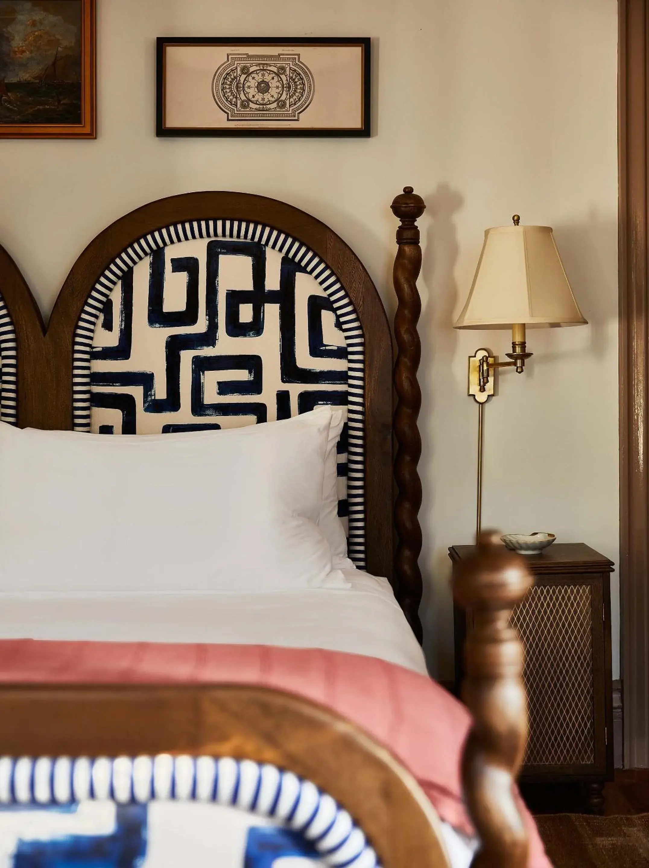 Deluxe King in Blue Iris Deluxe King in Blue Iris