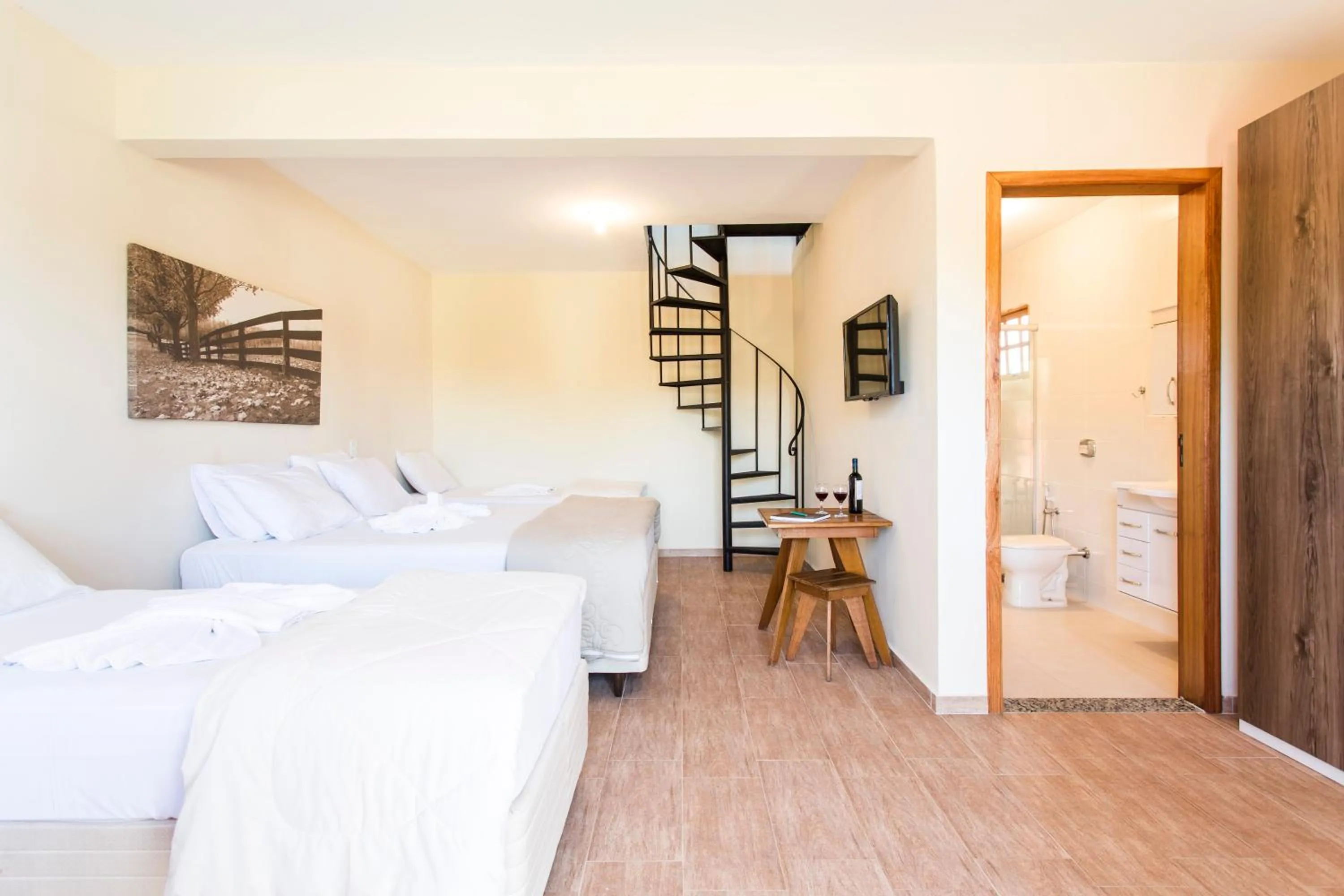 Food and drinks, Bed in Hotel Fazenda Vista Alegre