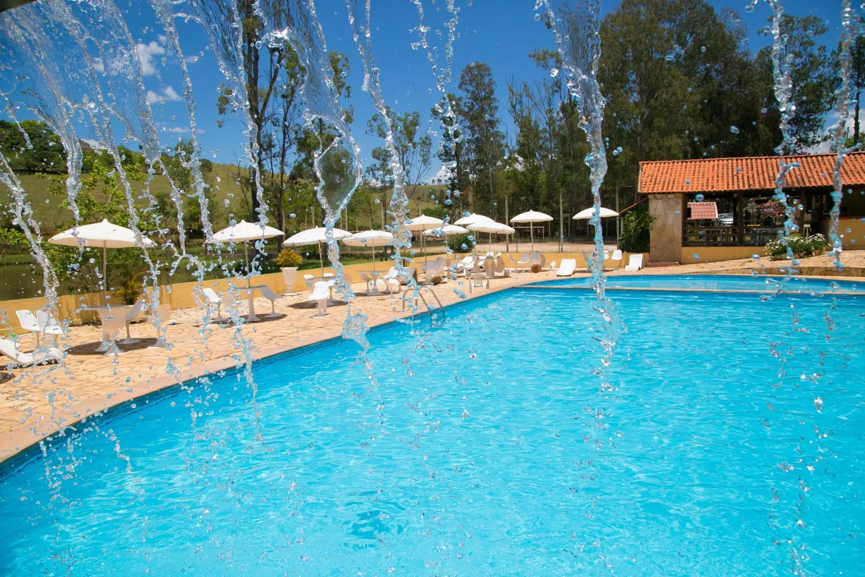 Swimming pool in Hotel Fazenda Vista Alegre