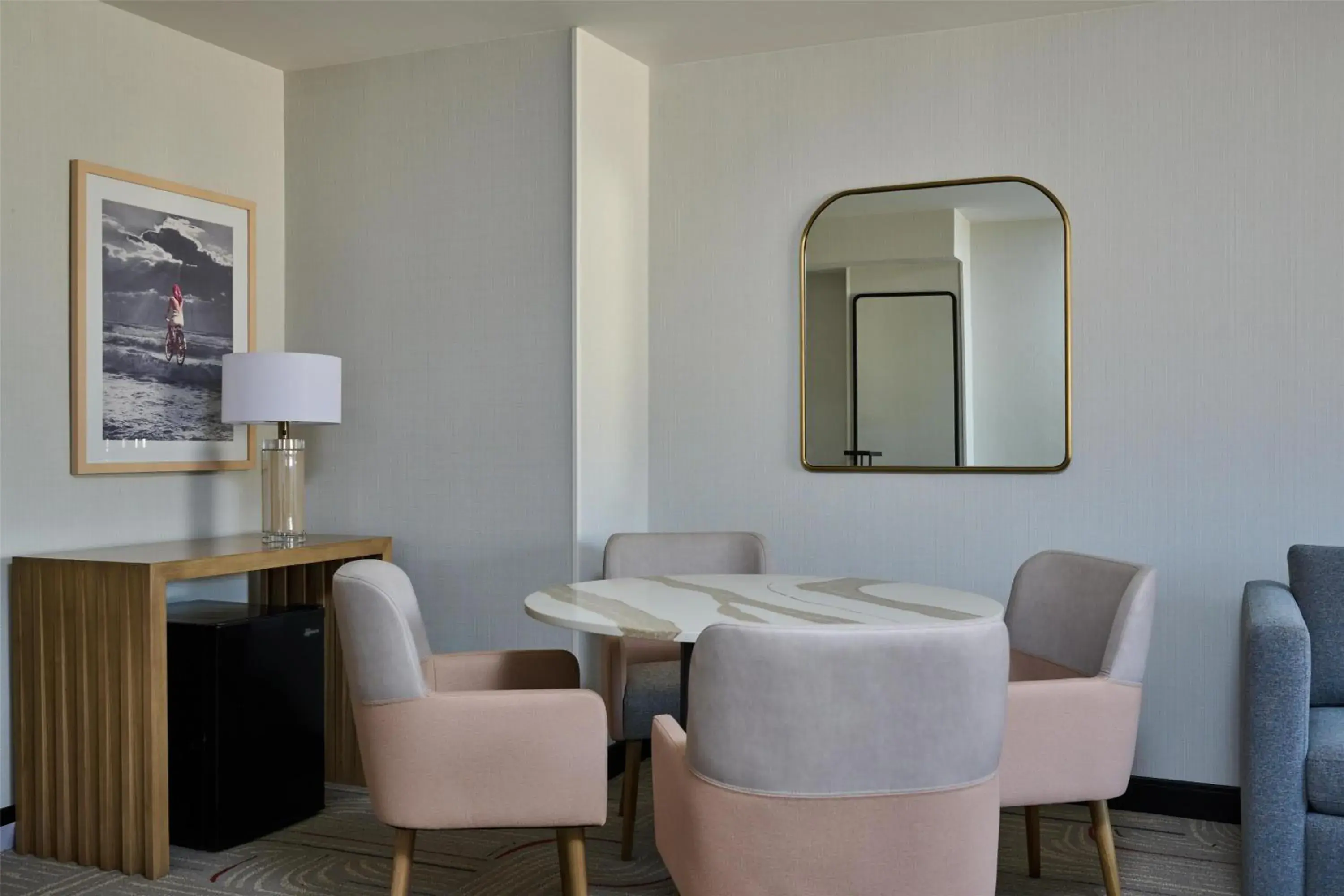 Living room in Hotel Zessa Orange County Airport, a DoubleTree by Hilton Living room in Hotel Zessa Orange County Airport, a DoubleTree by Hilton