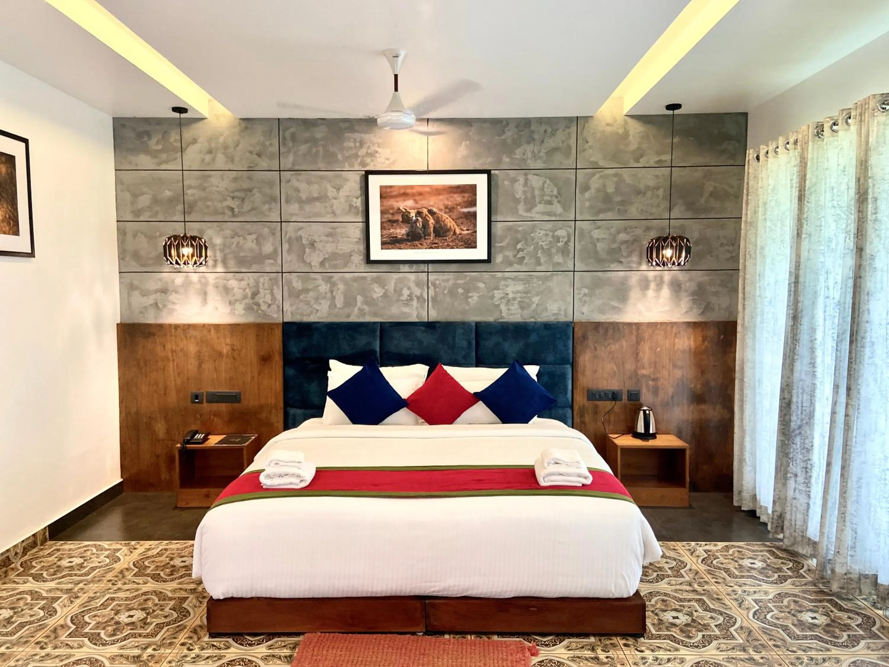 Bed in Haze and Kites Resort Munnar