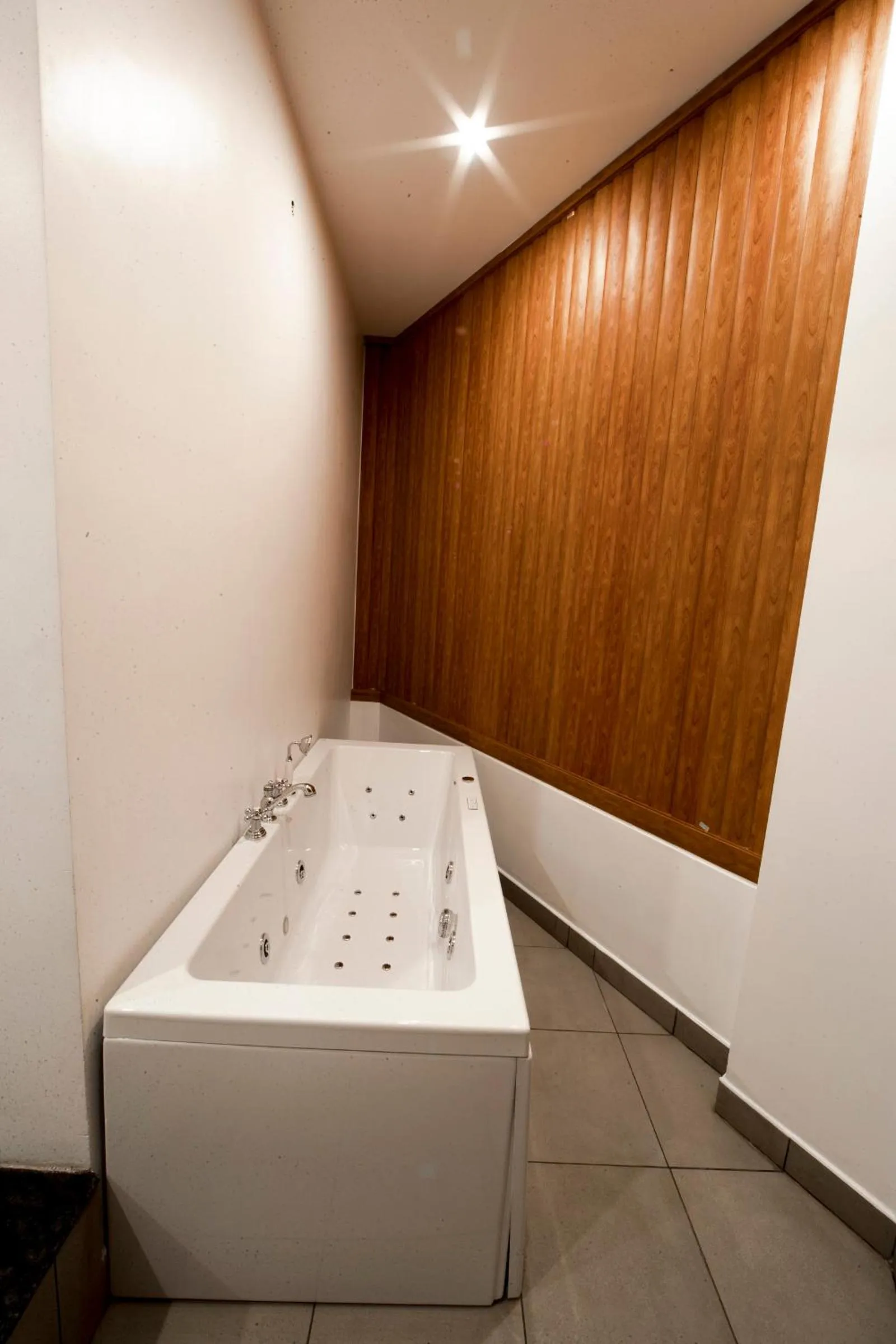 Bathroom in Haze and Kites Resort Munnar