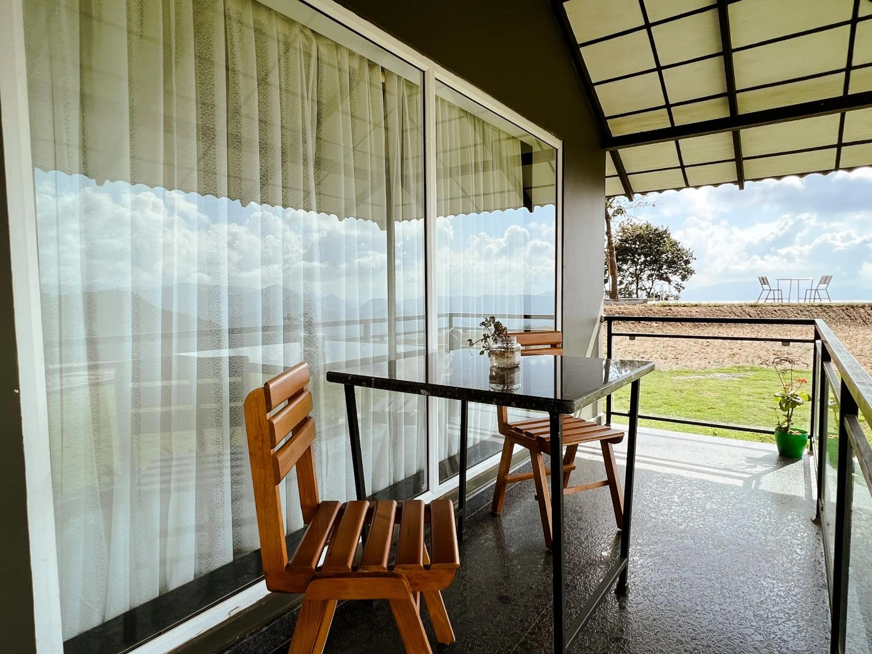 Balcony/Terrace in Haze and Kites Resort Munnar