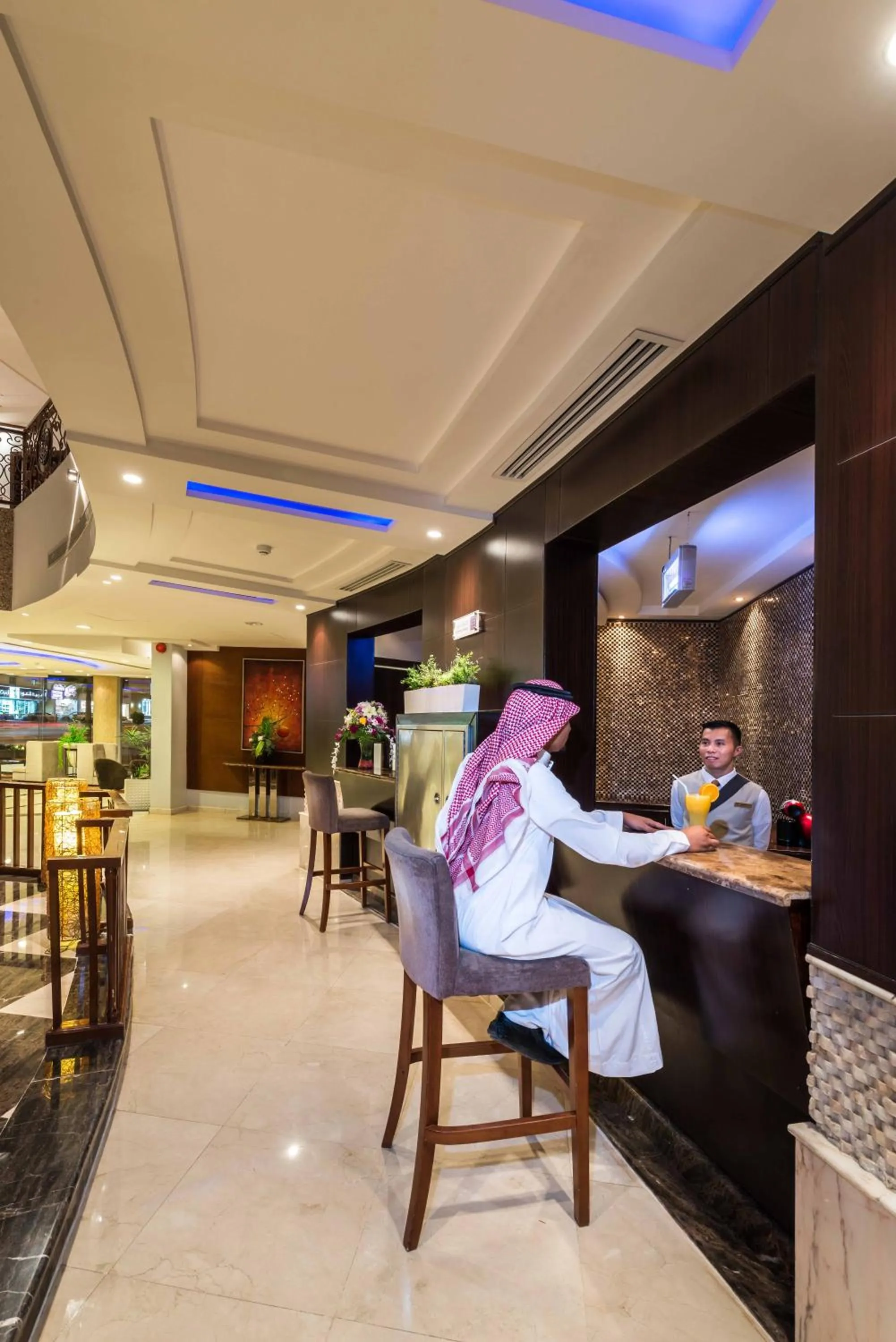 People in Boudl Al Fakhria