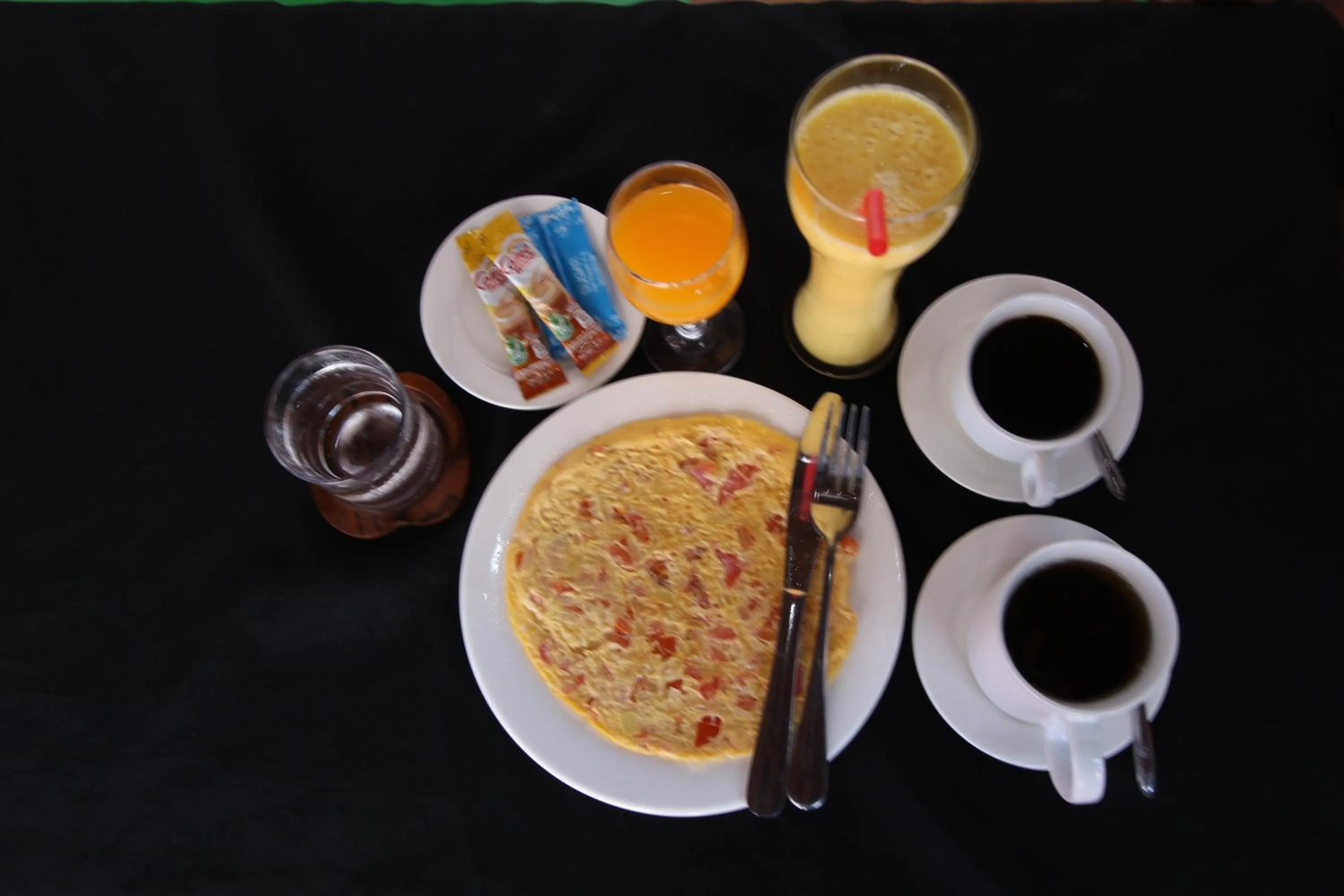 Food and drinks in Y Not Lao Villa