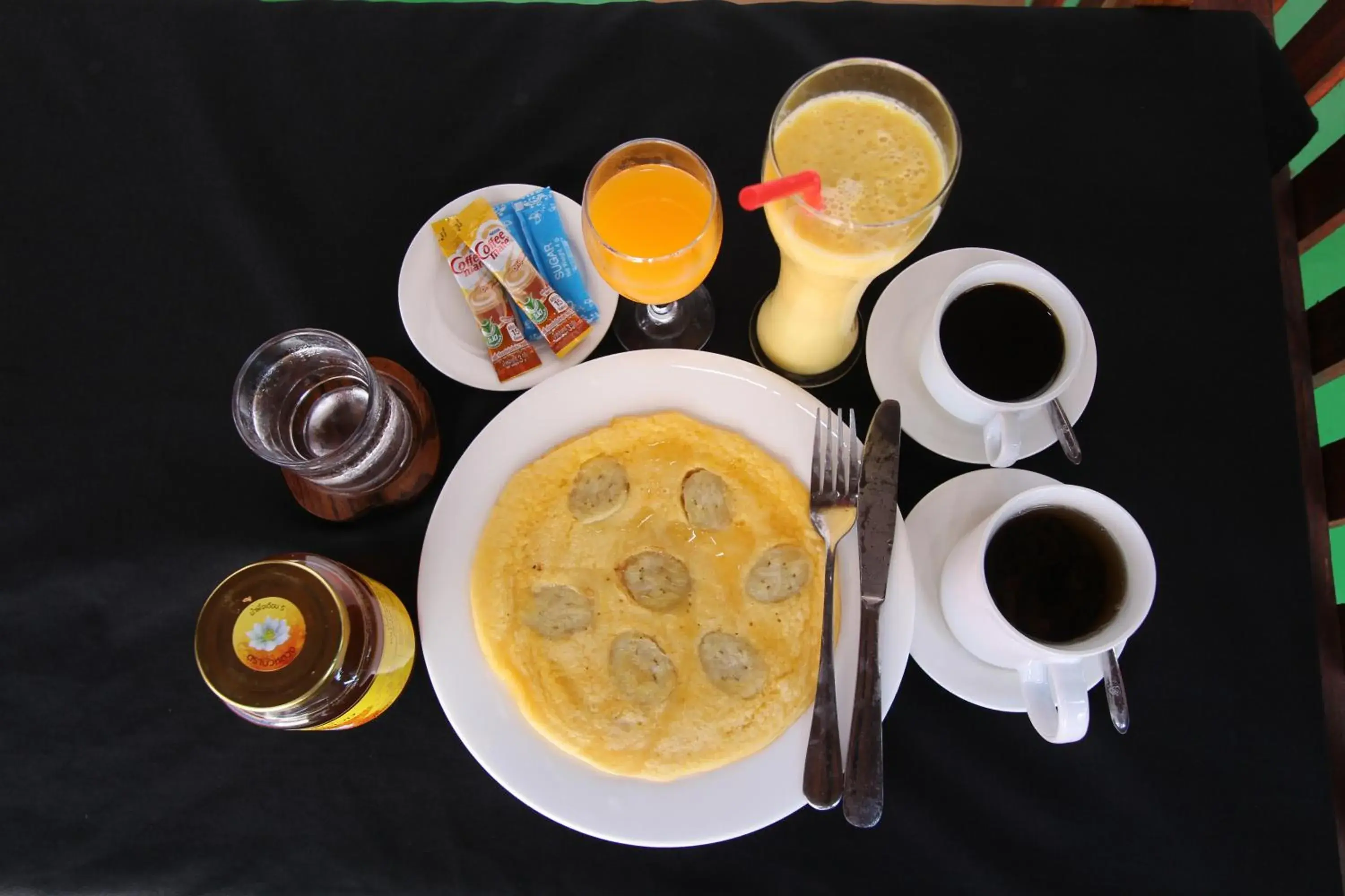 Food and drinks in Y Not Lao Villa Food and drinks in Y Not Lao Villa