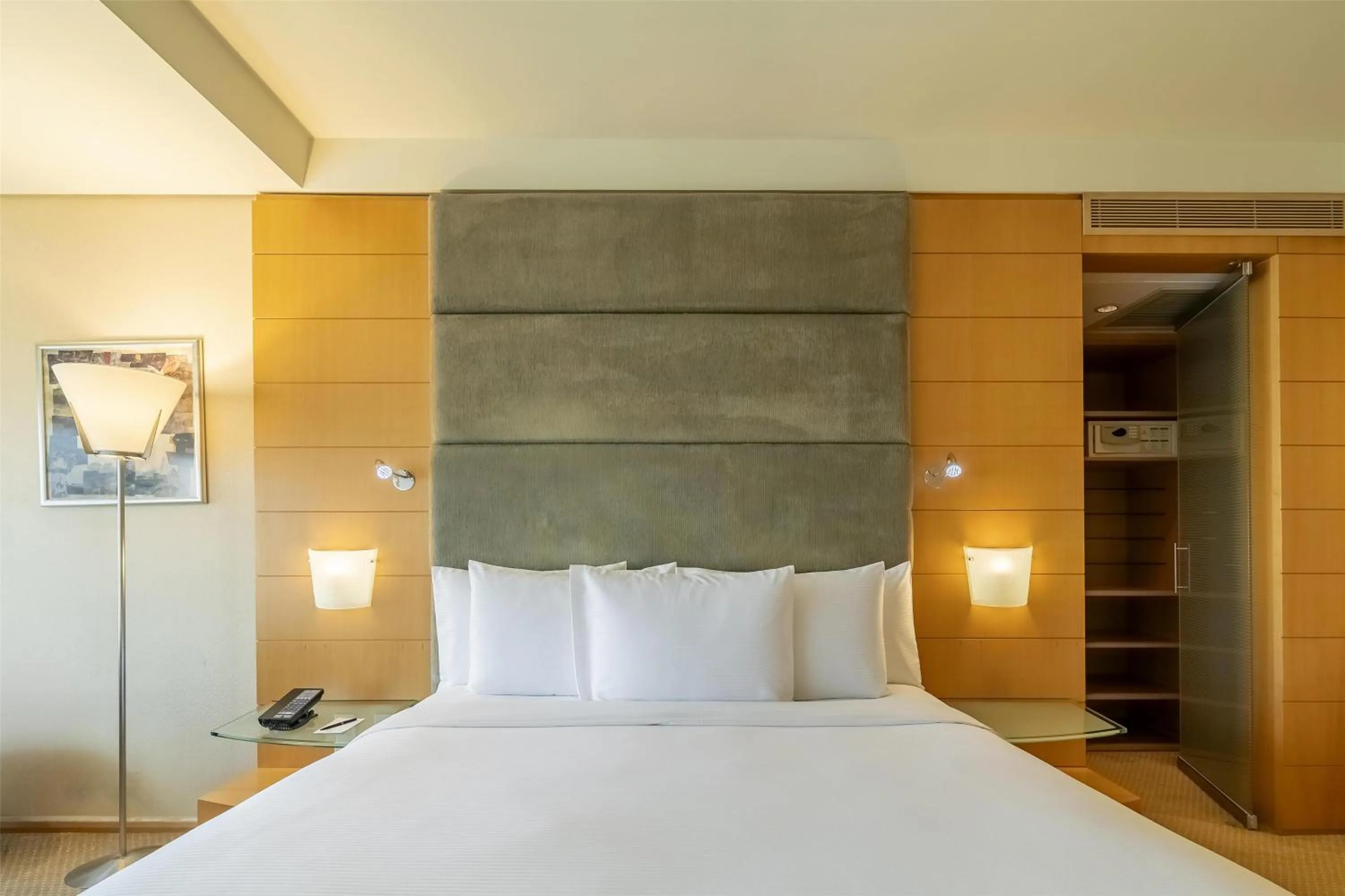 Bed in Hilton Sao Paulo Morumbi