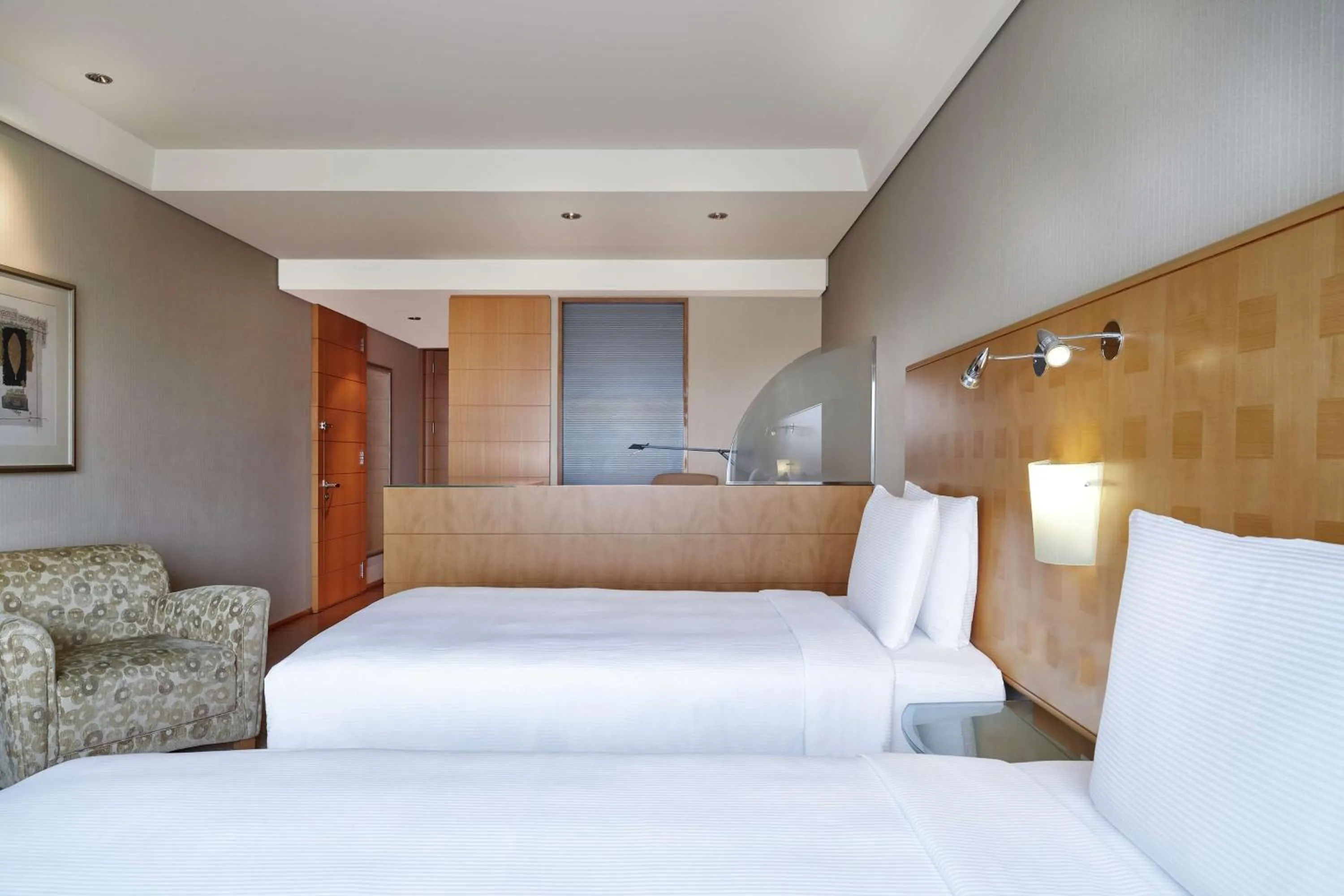 Living room, Bed in Hilton Sao Paulo Morumbi