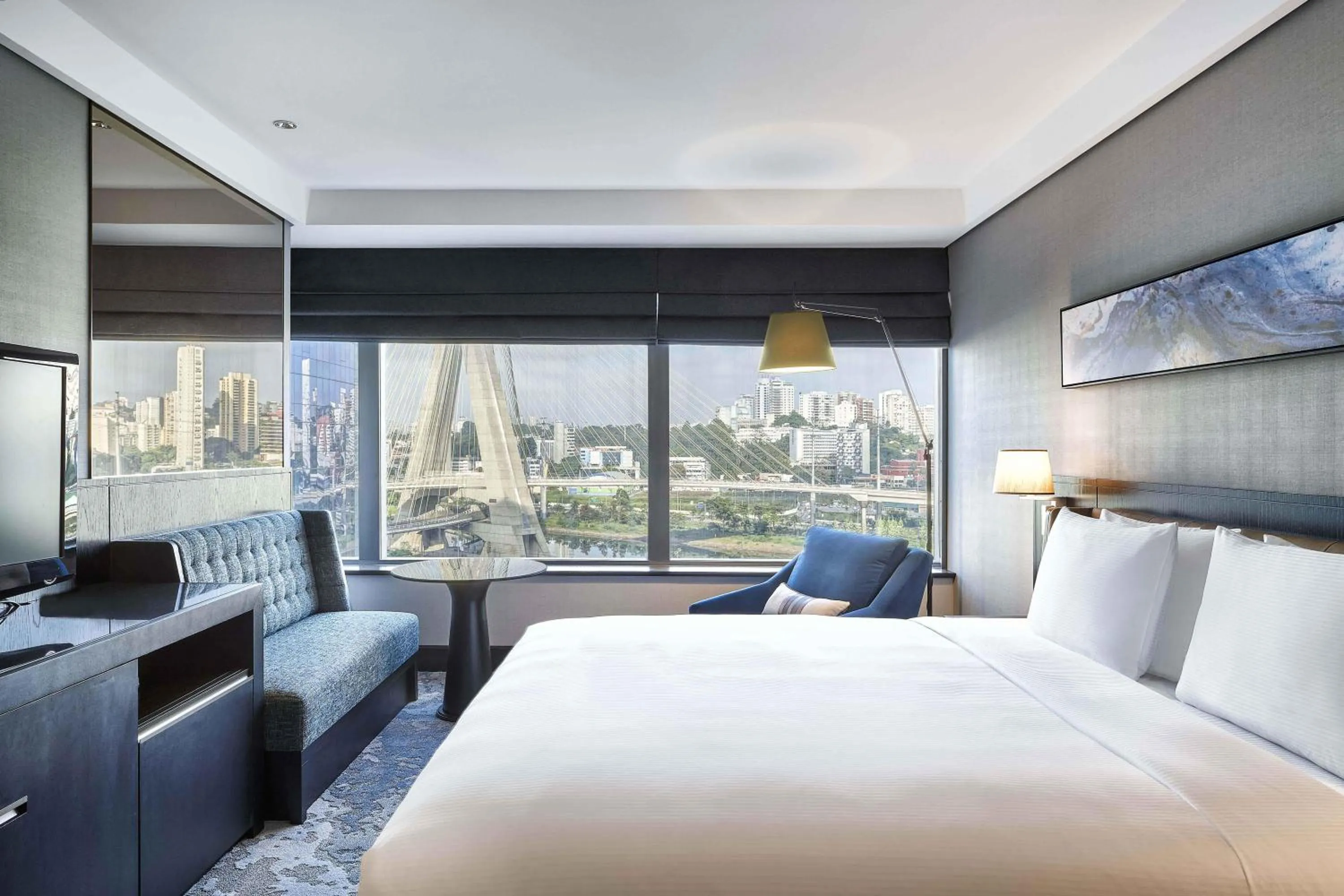 Bed in Hilton Sao Paulo Morumbi