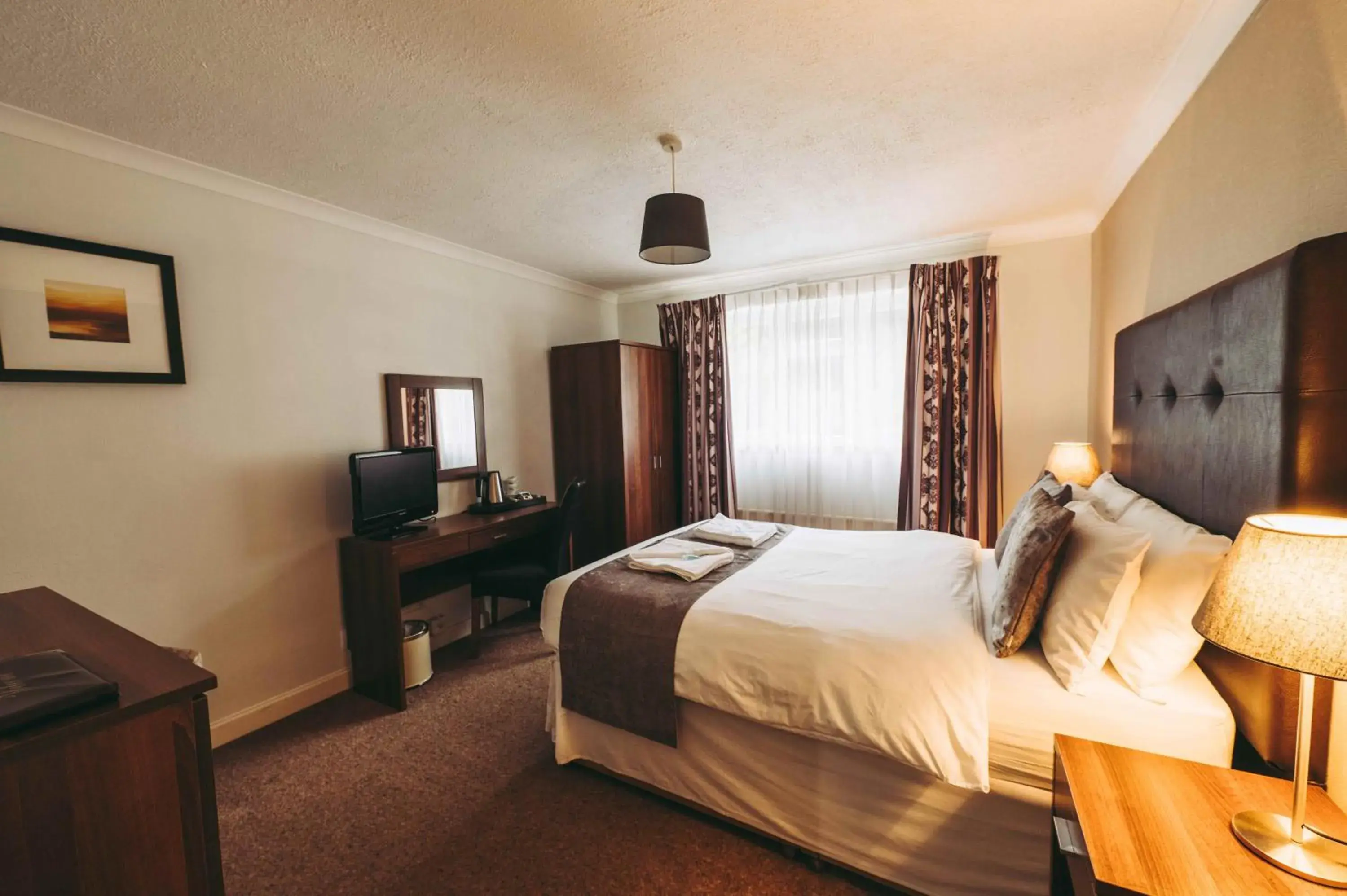 Standard Double Room - No Pets in The Grange Hotel Brent Knoll Standard Double Room - No Pets in The Grange Hotel Brent Knoll