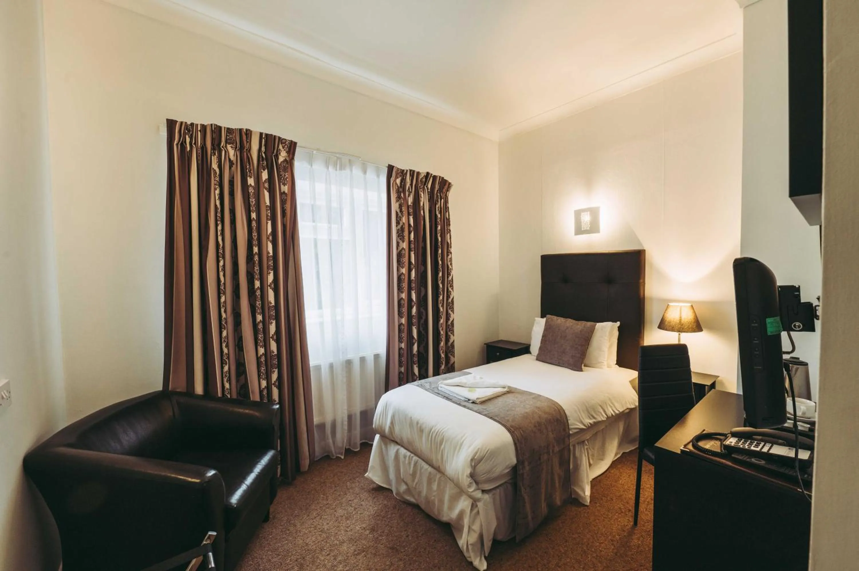 The Grange Hotel Brent Knoll