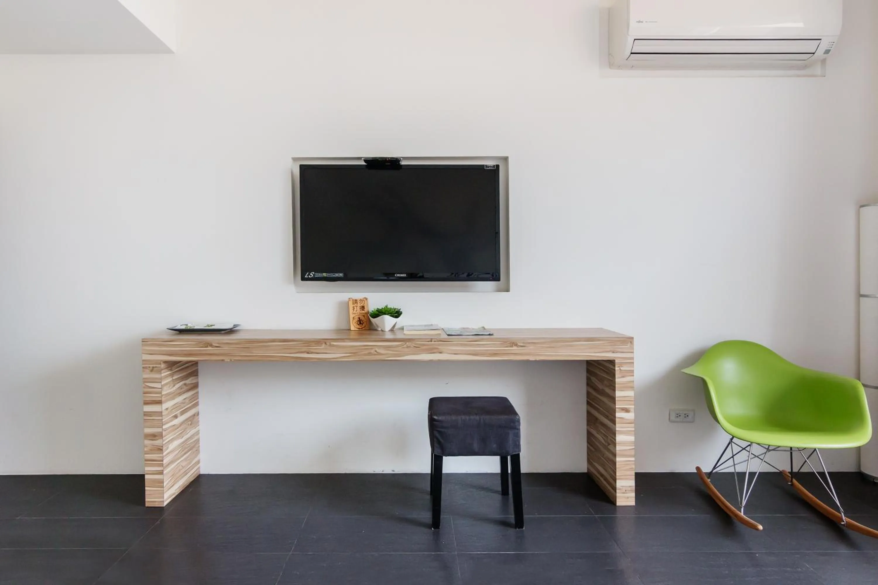 Spring in Taitung Spring Homestay B&B