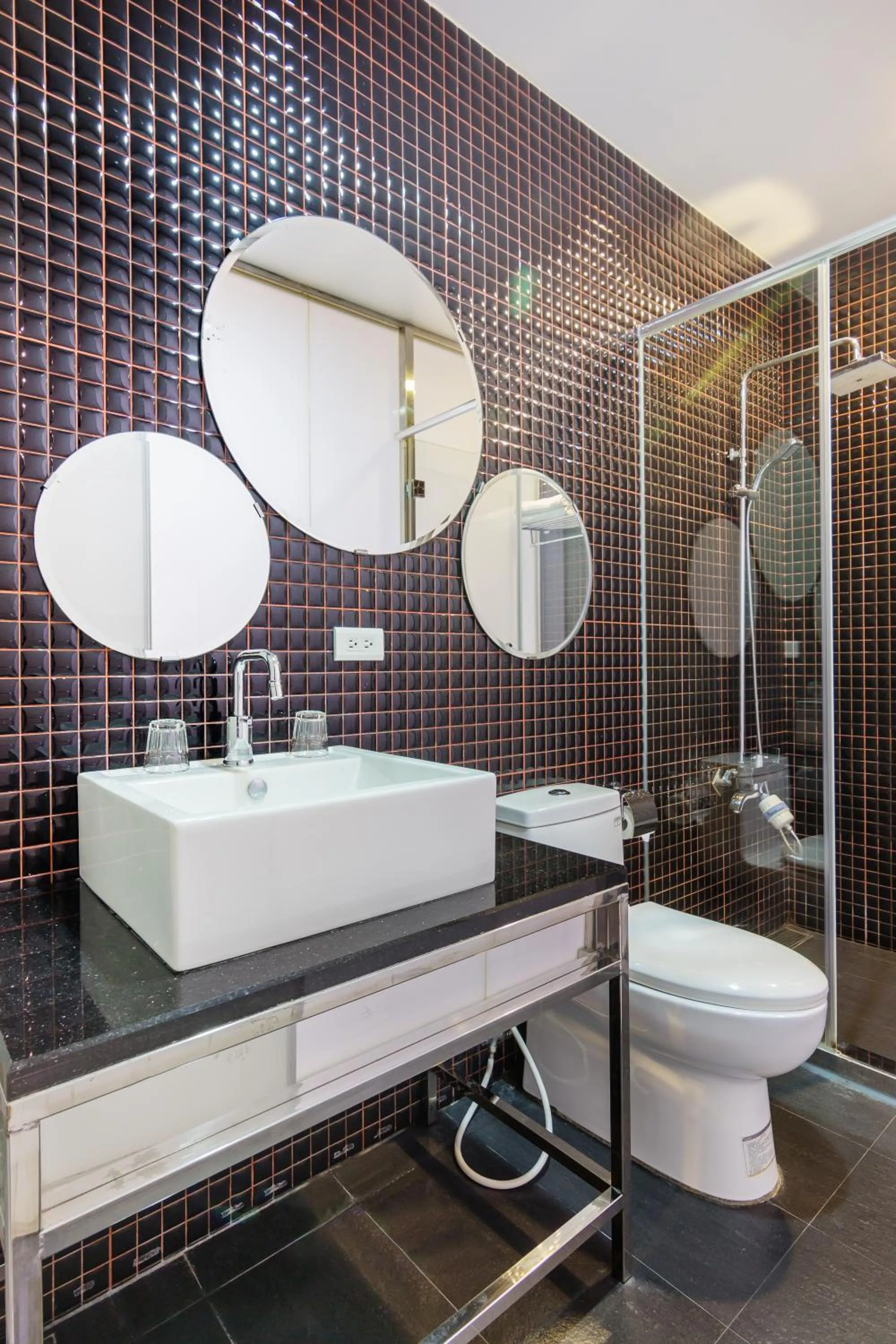 Shower in Taitung Spring Homestay B&B