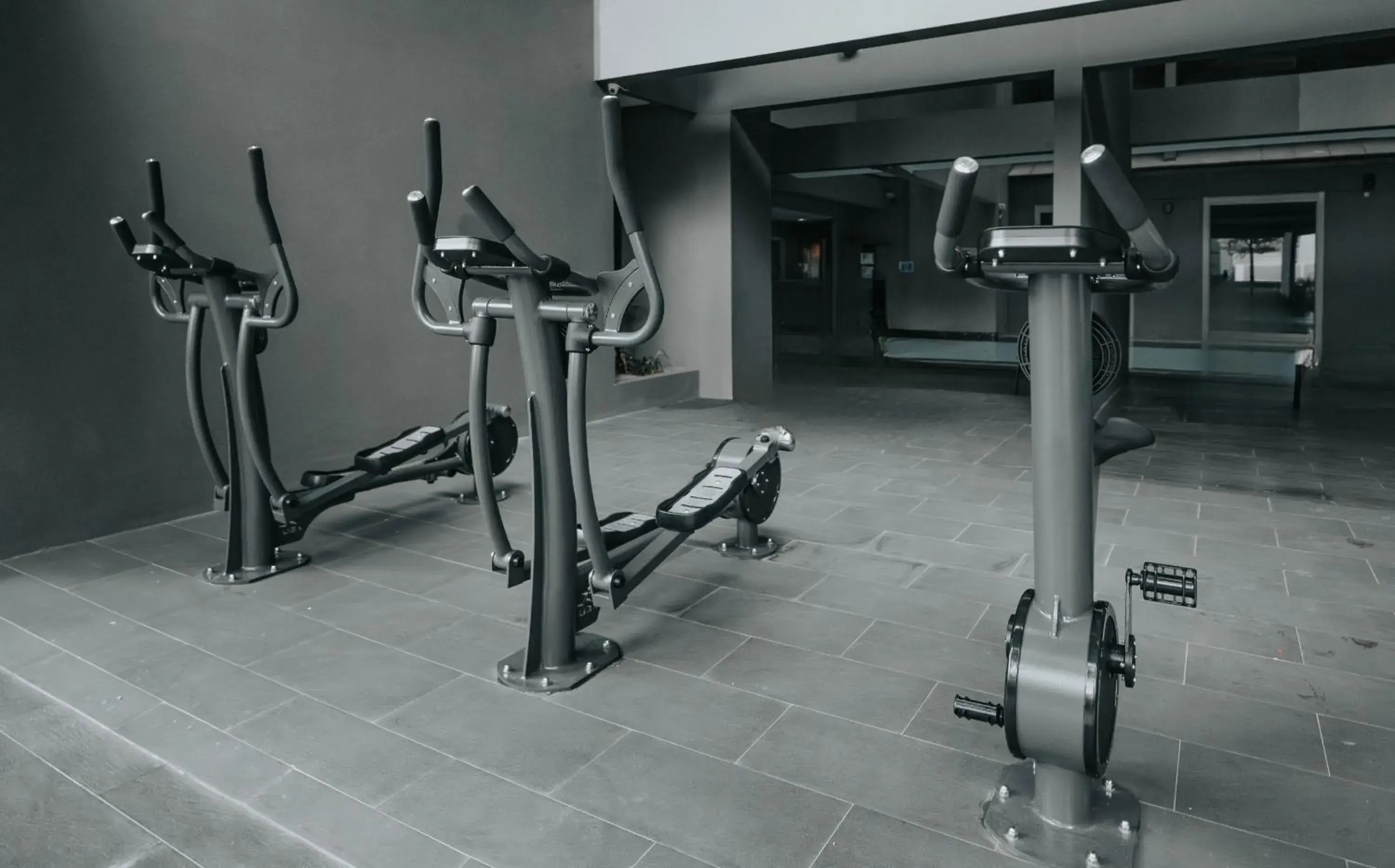 Fitness centre/facilities in V Hotel Bencoolen Fitness centre/facilities in V Hotel Bencoolen