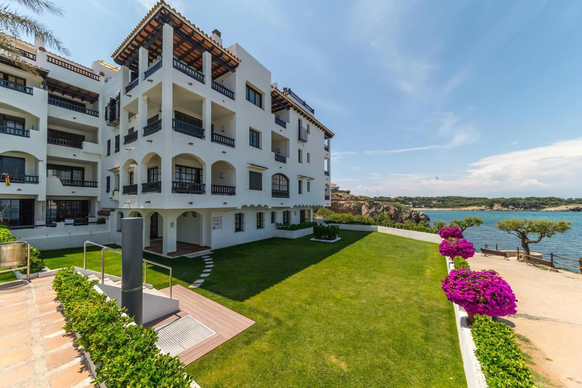 Property building in Apartment Lucia