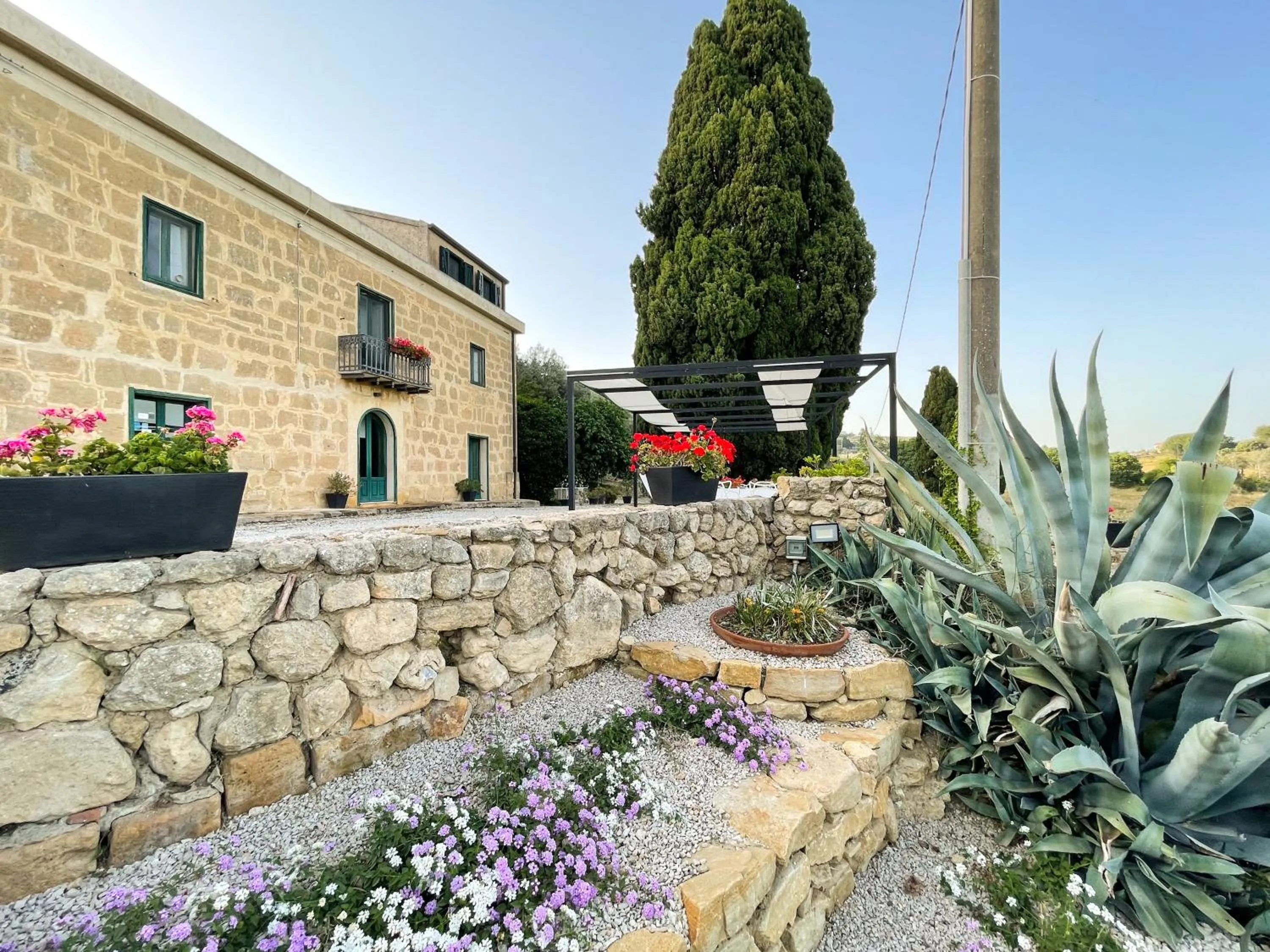 Property building in La Casa del Poeta Enna - Pergusa