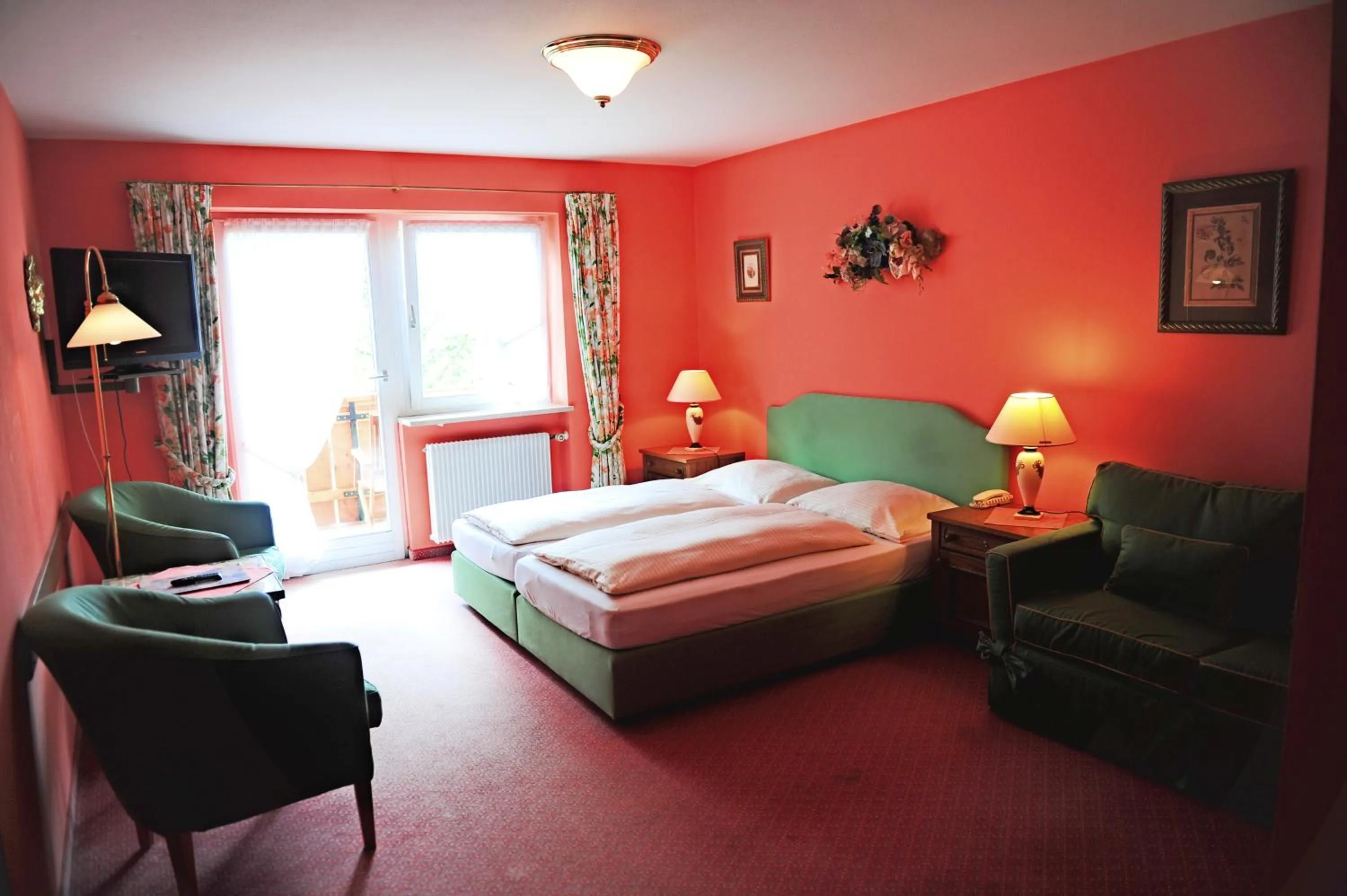 Photo of the whole room, Bed in Hotel Kienberger Hof