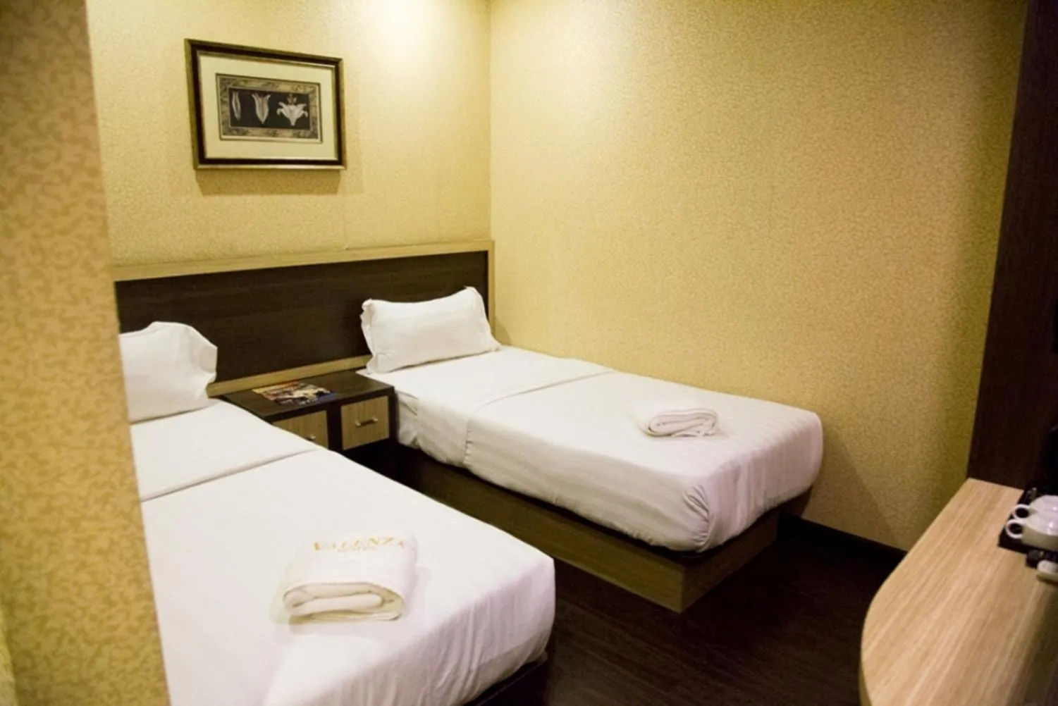 Bed in Hotel Valenza