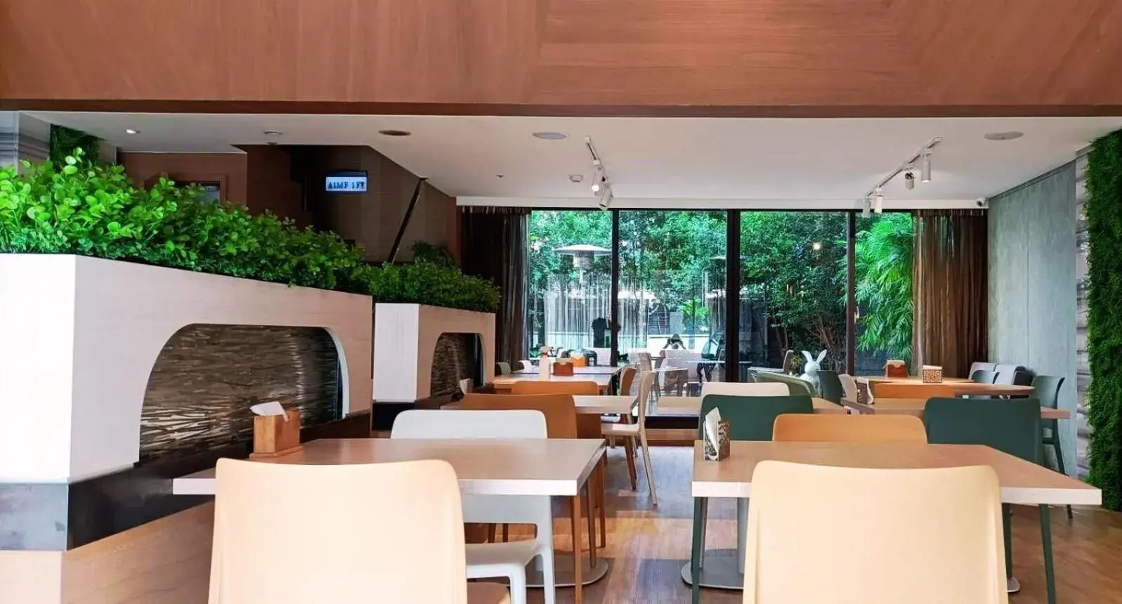 Restaurant/places to eat in Green World JianPei Restaurant/places to eat in Green World JianPei