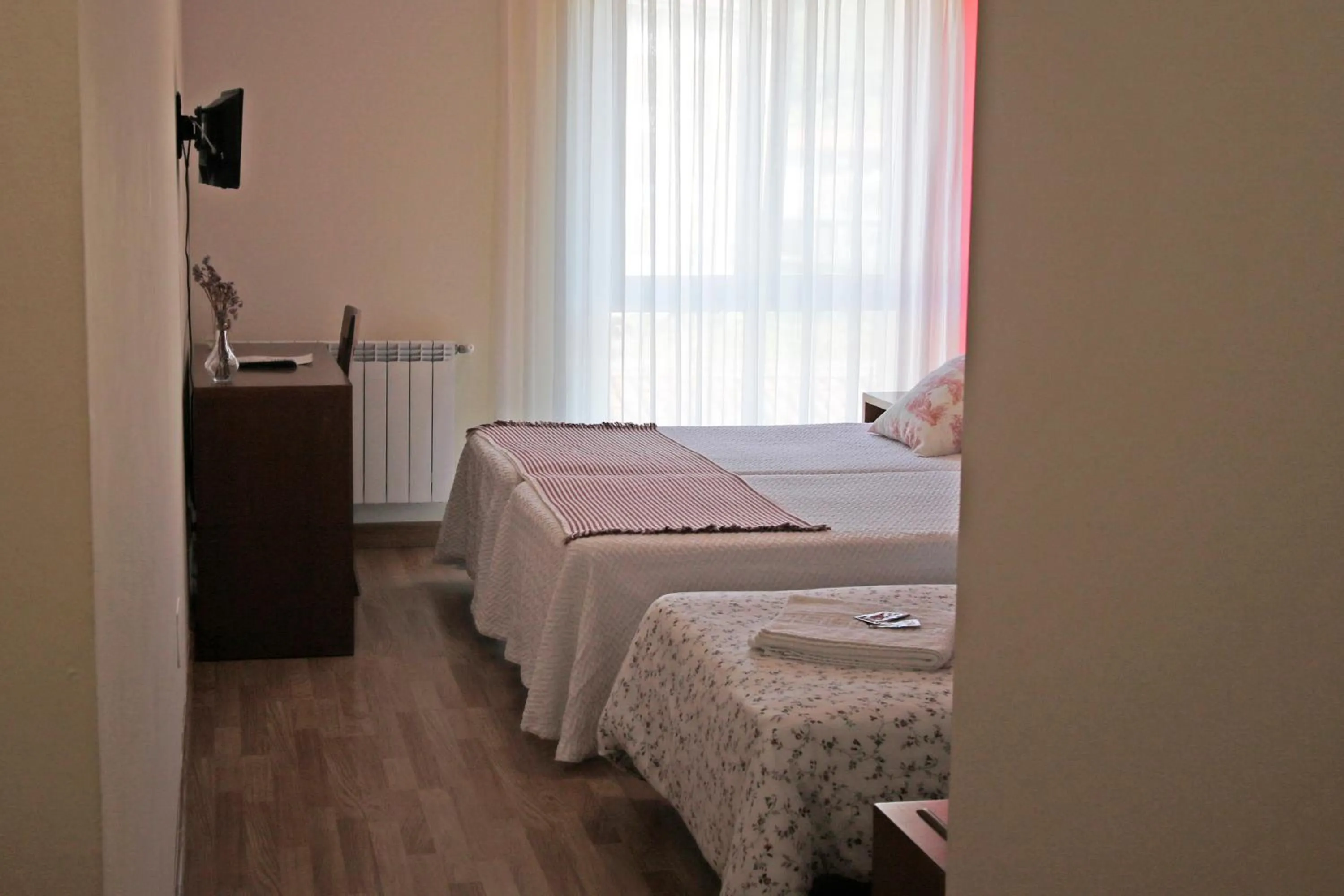 Bedroom, Bed in Villa de Colunga