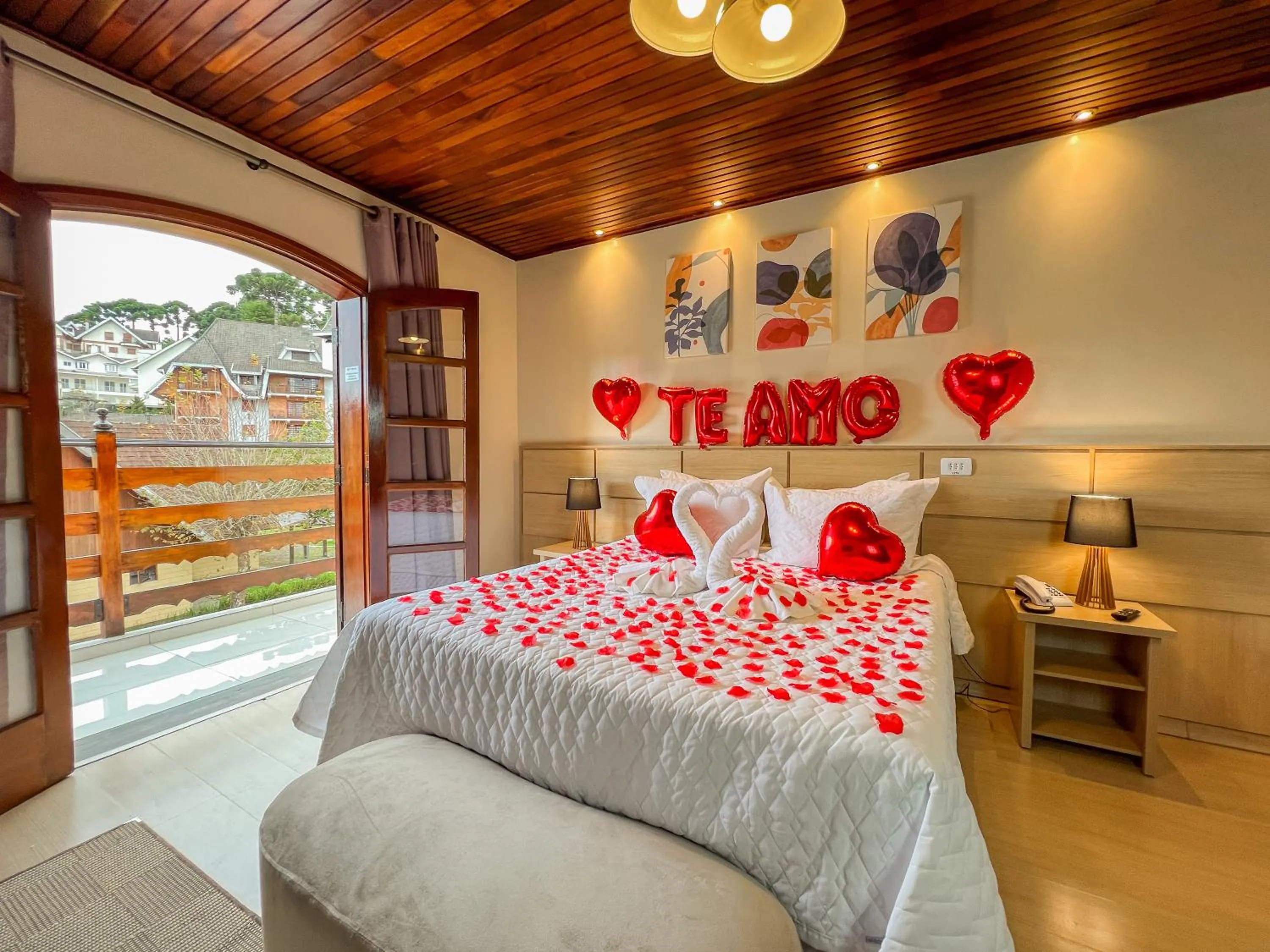 Bed in Hotel Euro Suíte Campos do Jordão By Nacional Inn - A 800 metros da Vila Capivari