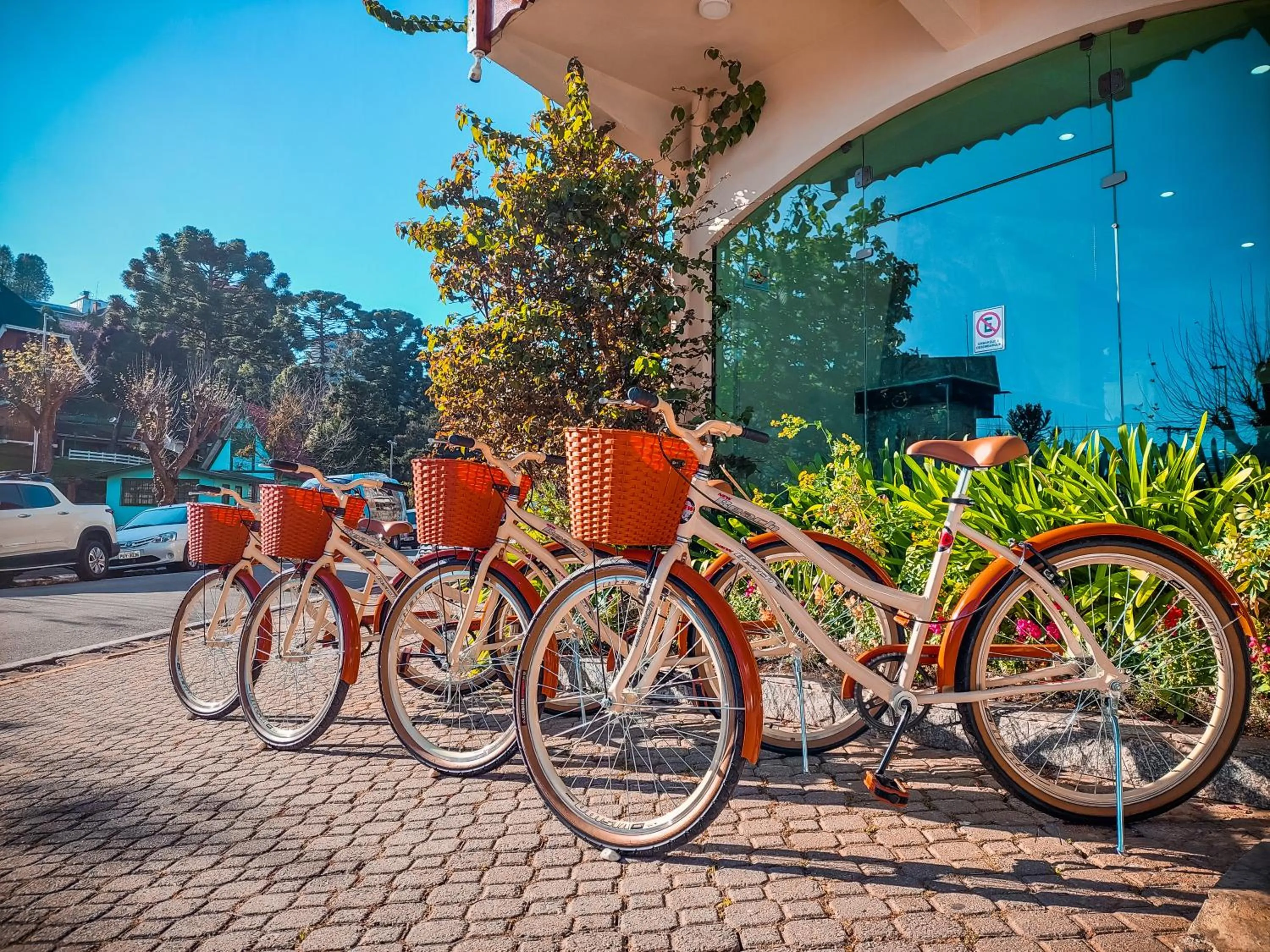 Cycling in Hotel Euro Suíte Campos do Jordão By Nacional Inn - A 800 metros da Vila Capivari