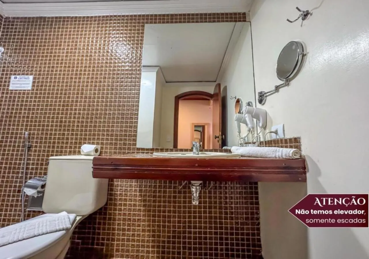 Bathroom in Hotel Euro Suíte Campos do Jordão By Nacional Inn - A 800 metros da Vila Capivari