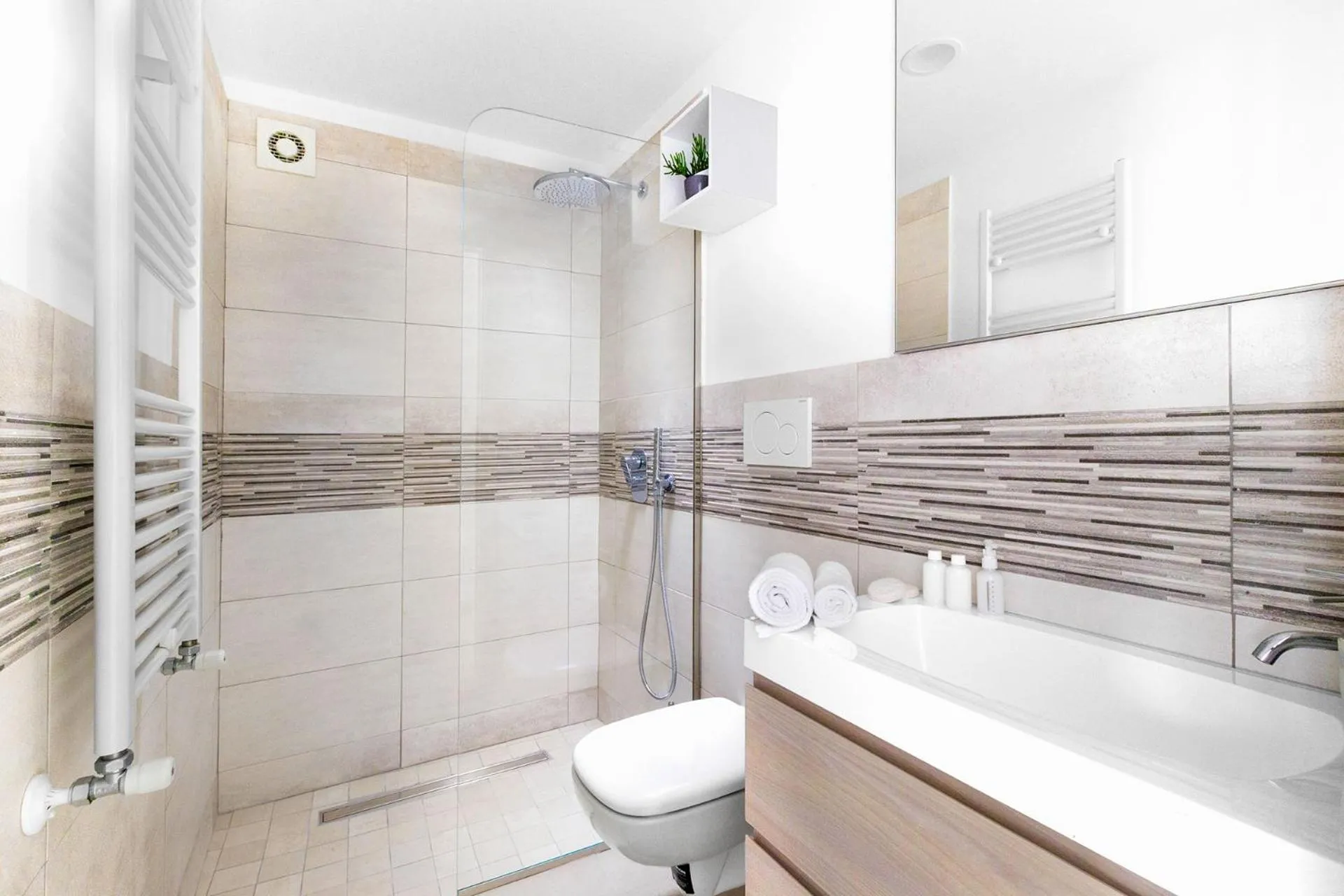 Bathroom in Amore Rentals - Casa Cristallo