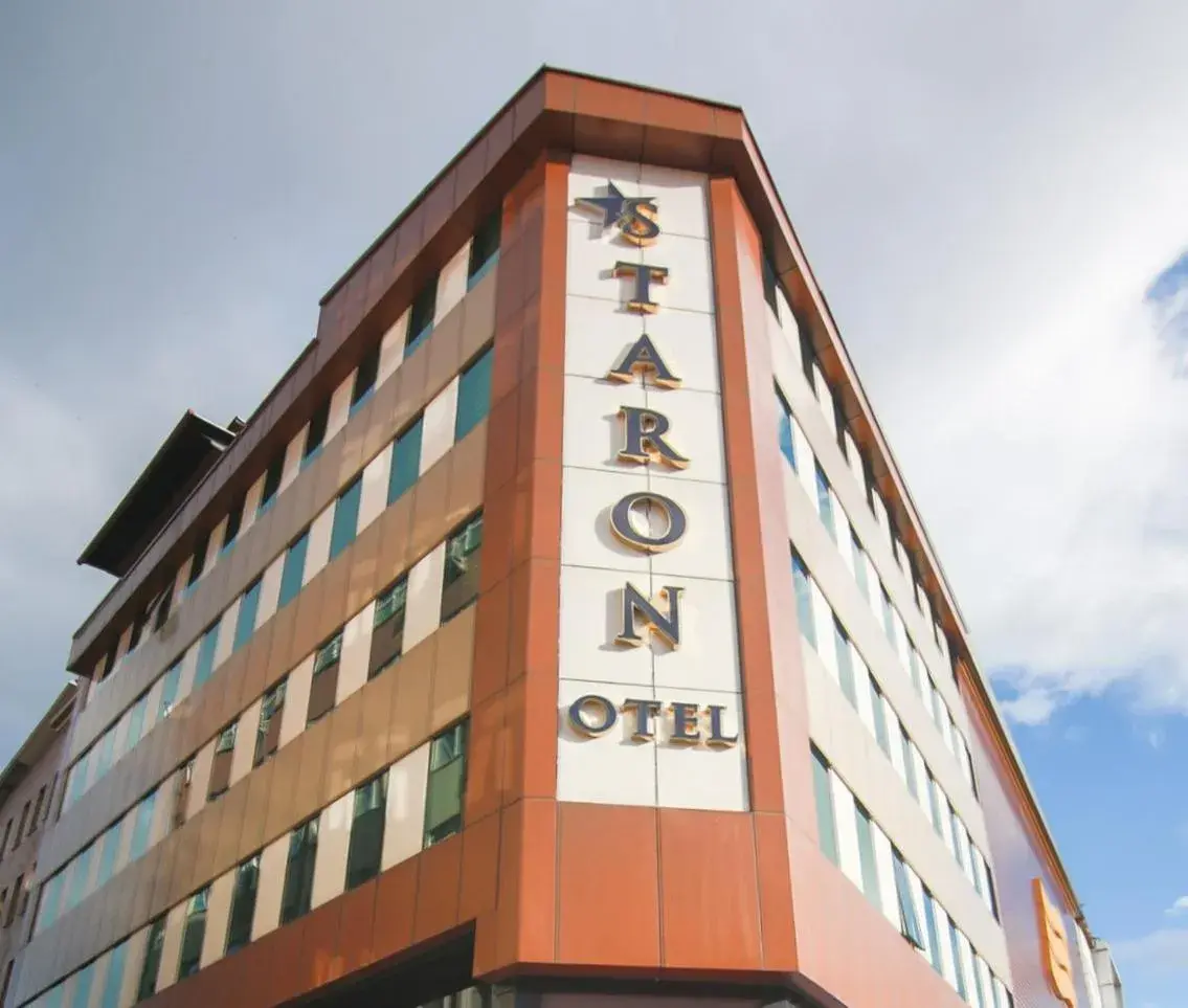 Staron Otel Staron Otel