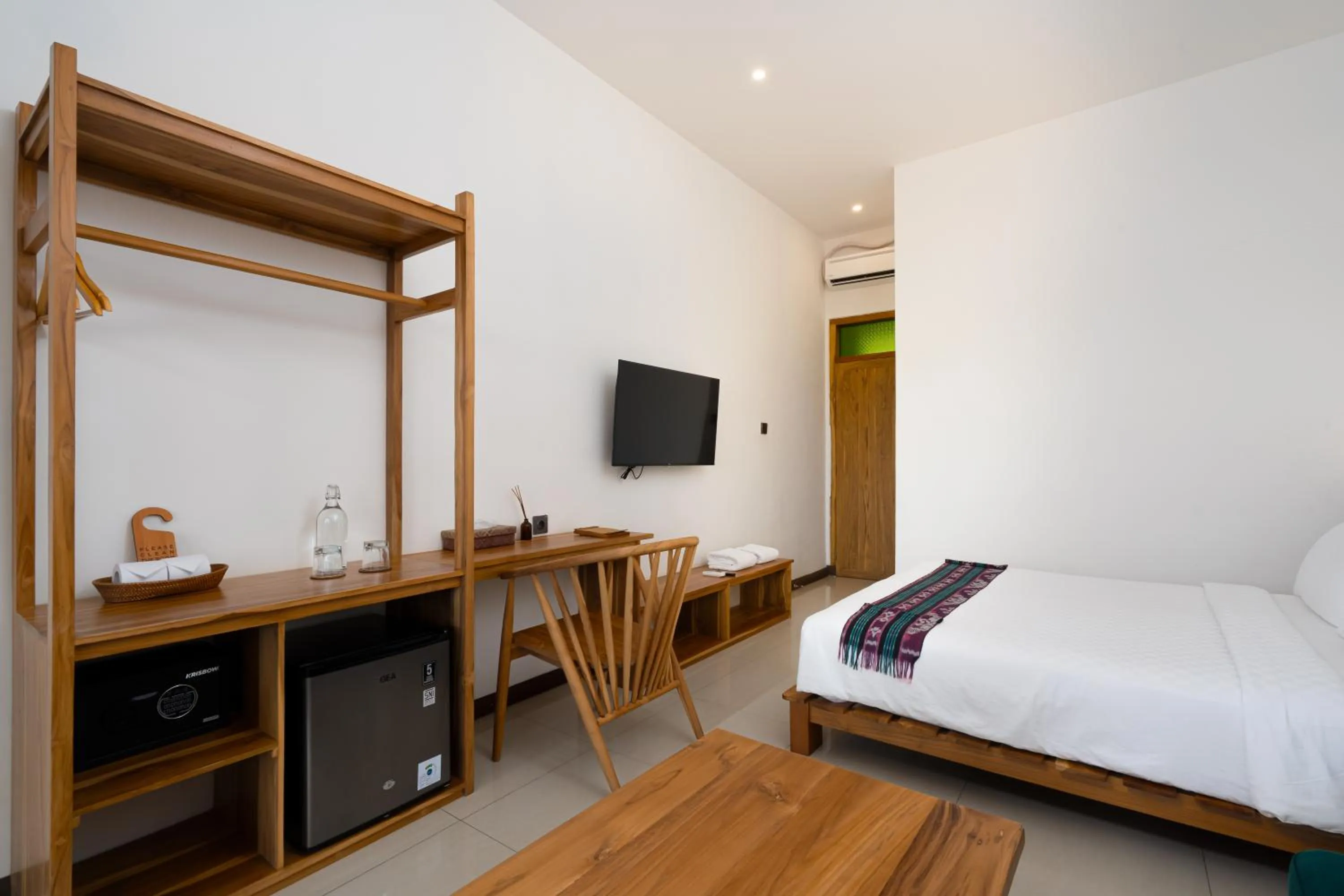 TV and multimedia, Bed in Green Hill Boutique Hotel