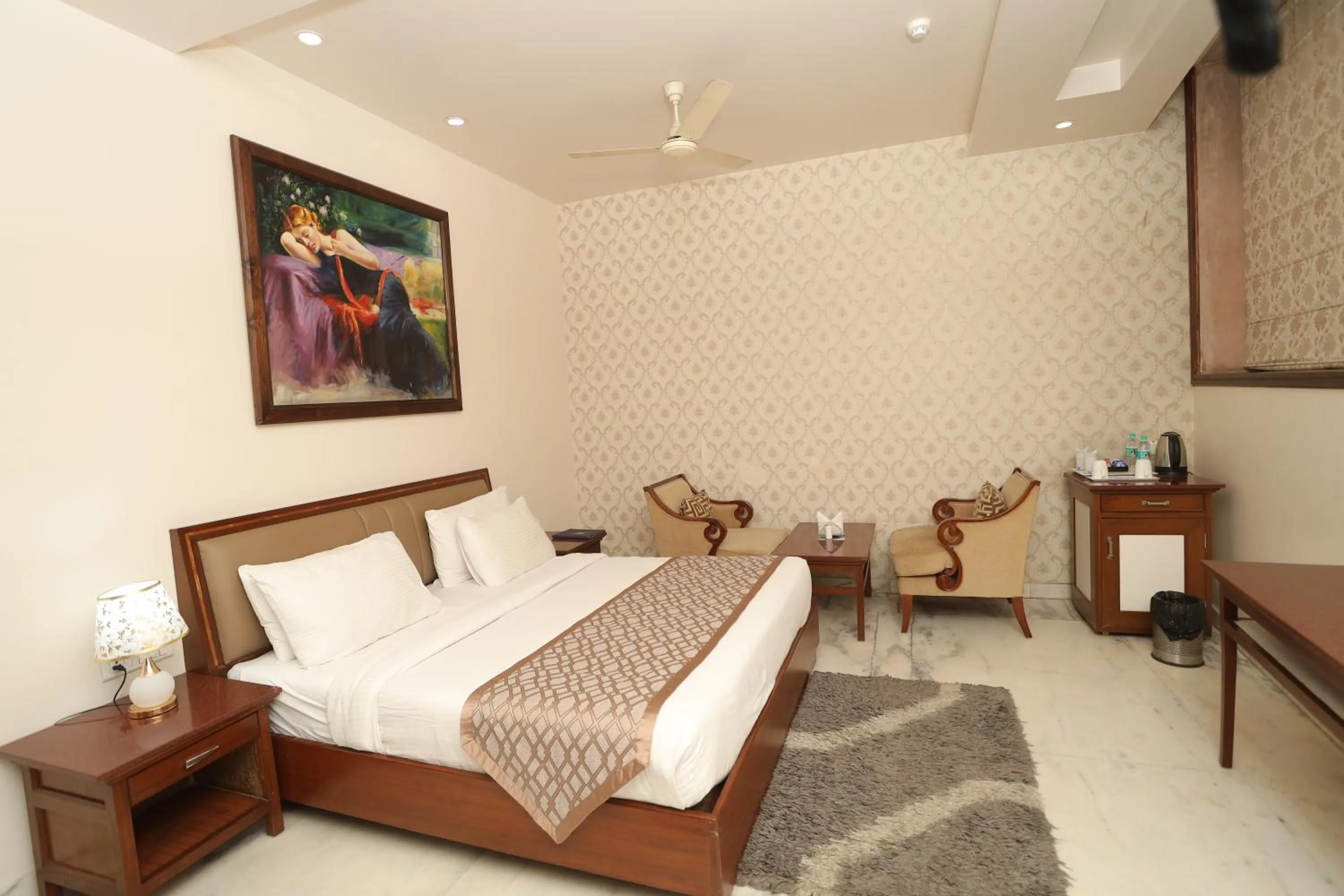 Photo of the whole room, Bed in Hotel Leela Grande