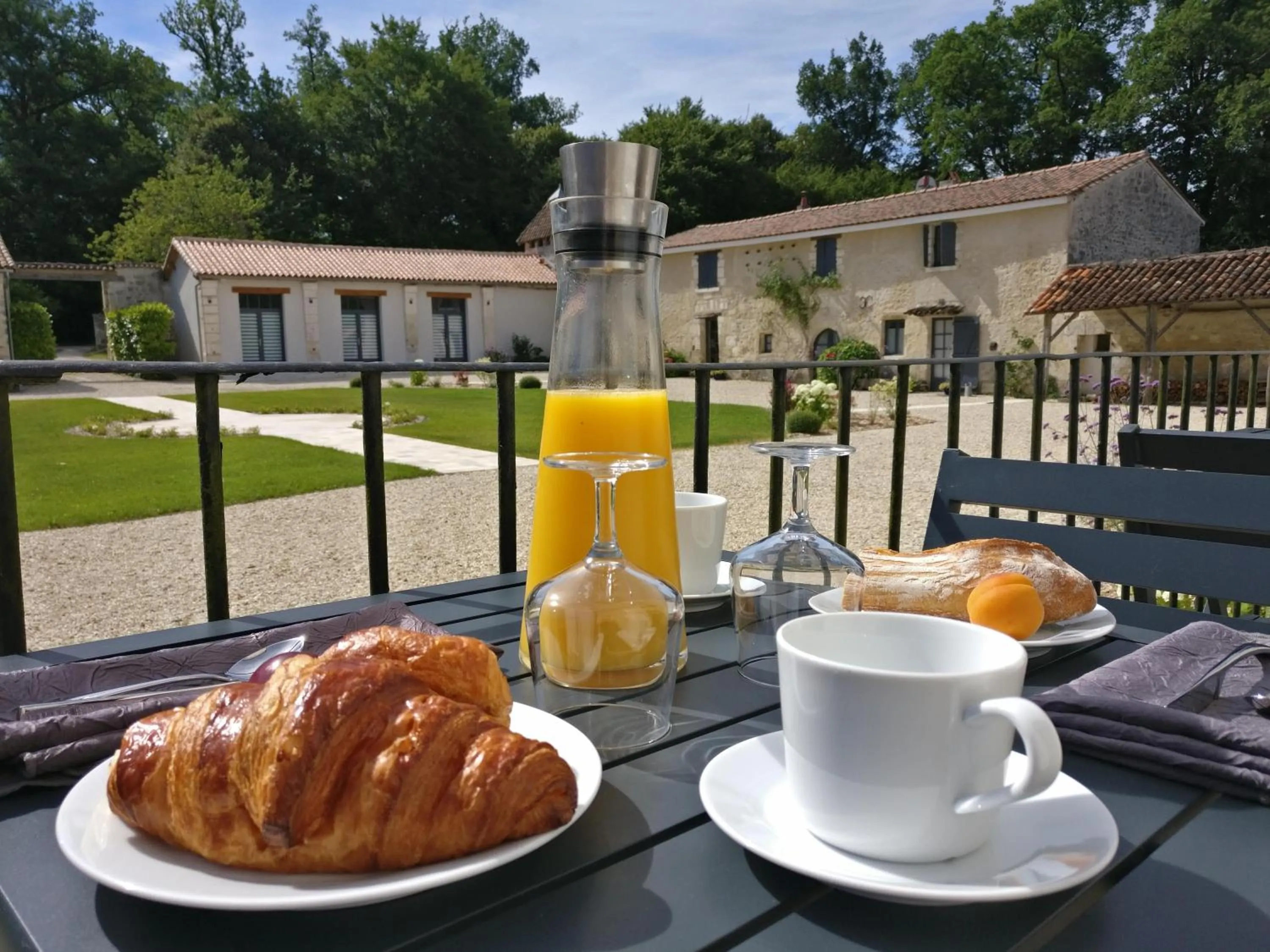 Property building in Montboulard