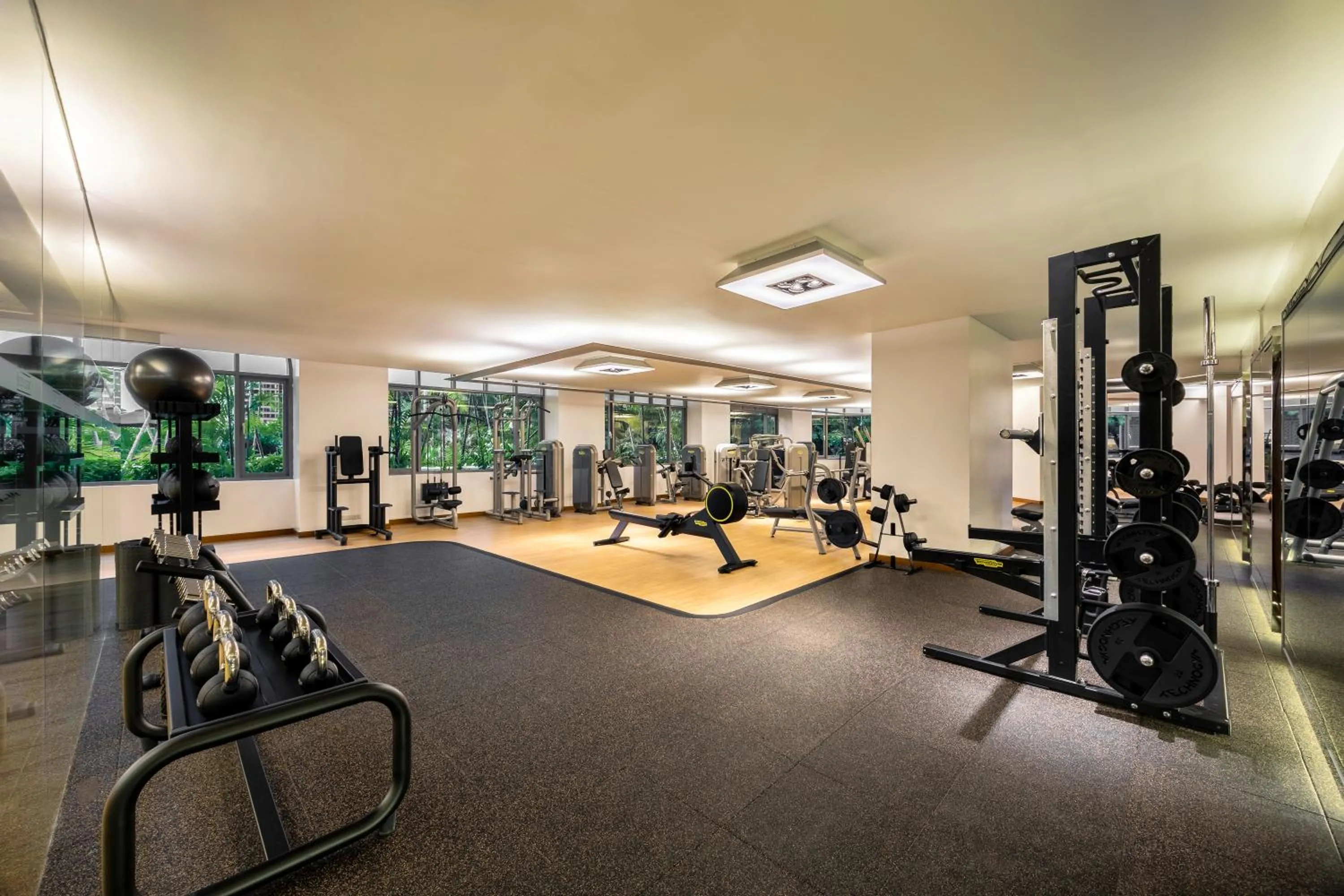 Fitness centre/facilities in Conrad Bangkok Residences
