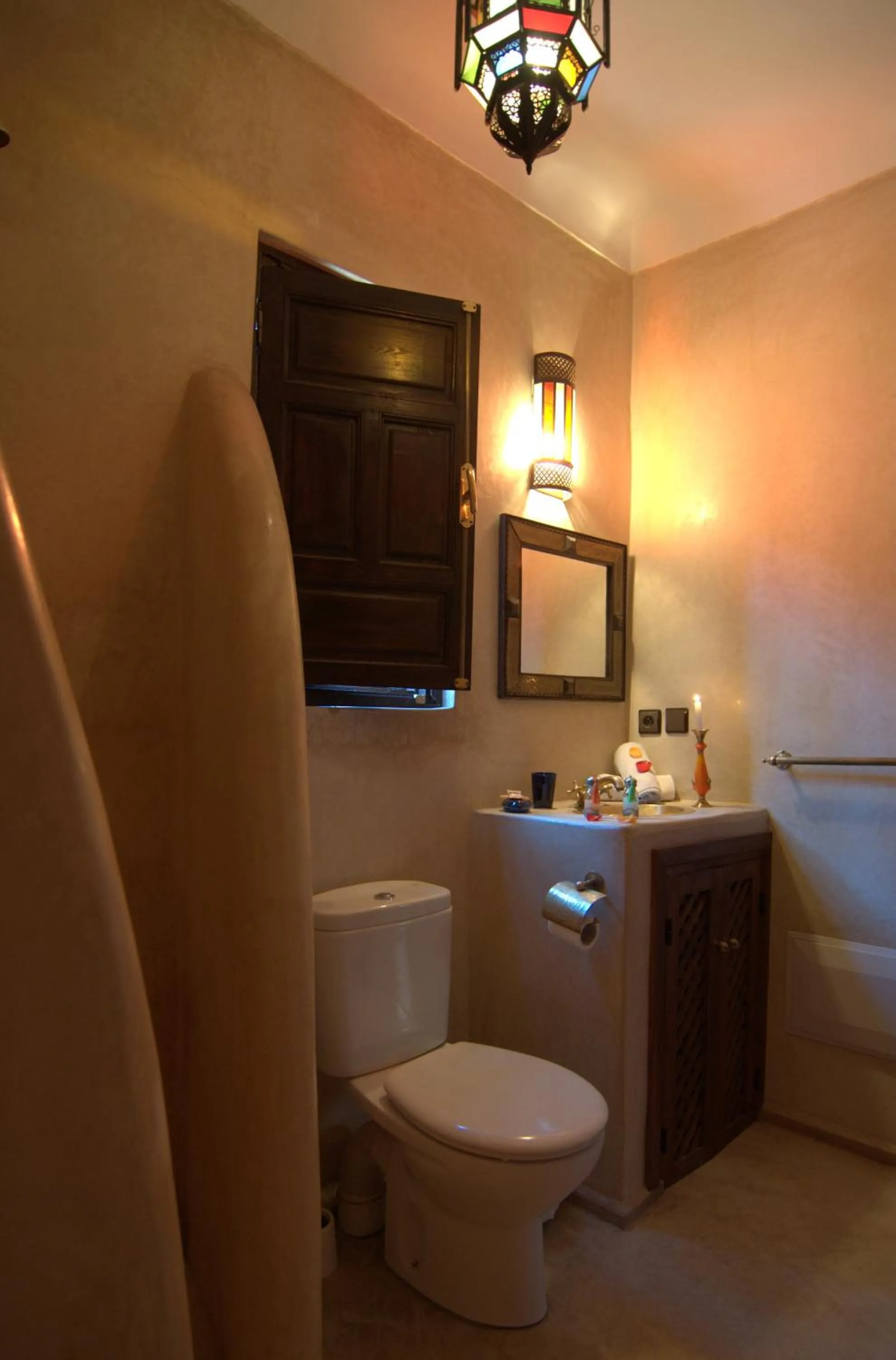 Toilet in Riad Imilchil