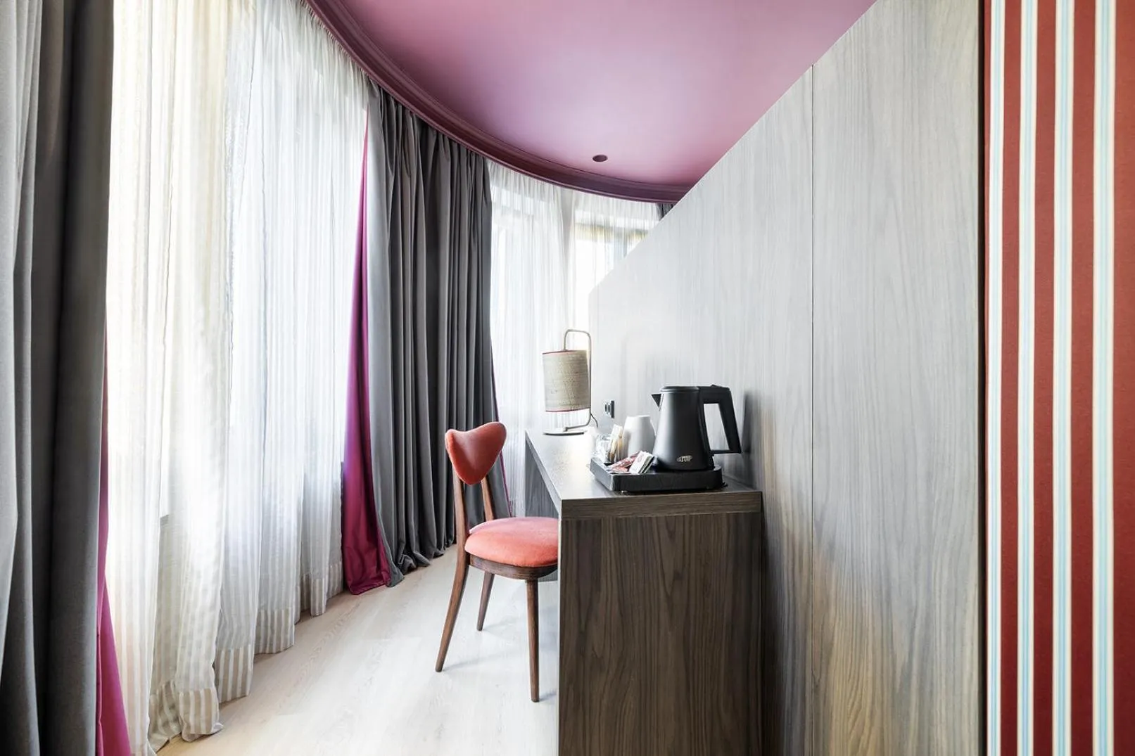 Bedroom in One Shot Luchana