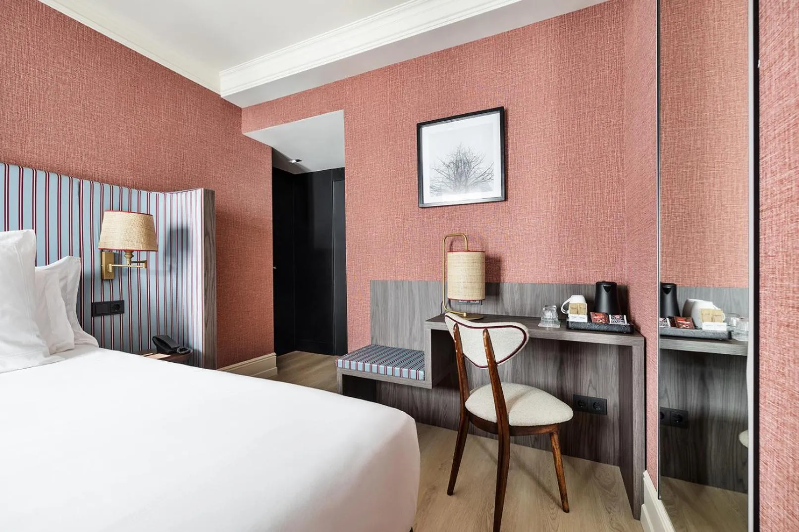 Bed in One Shot Luchana