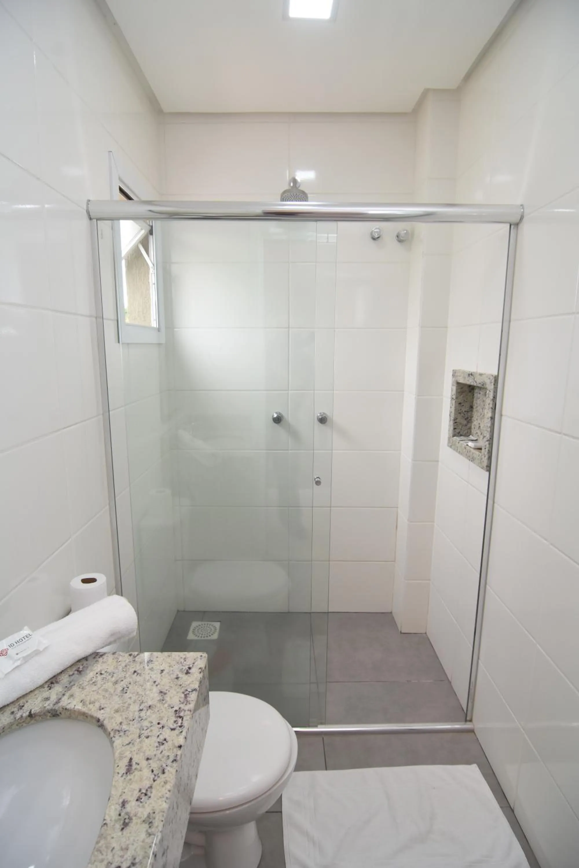 Toilet in ID Hotel