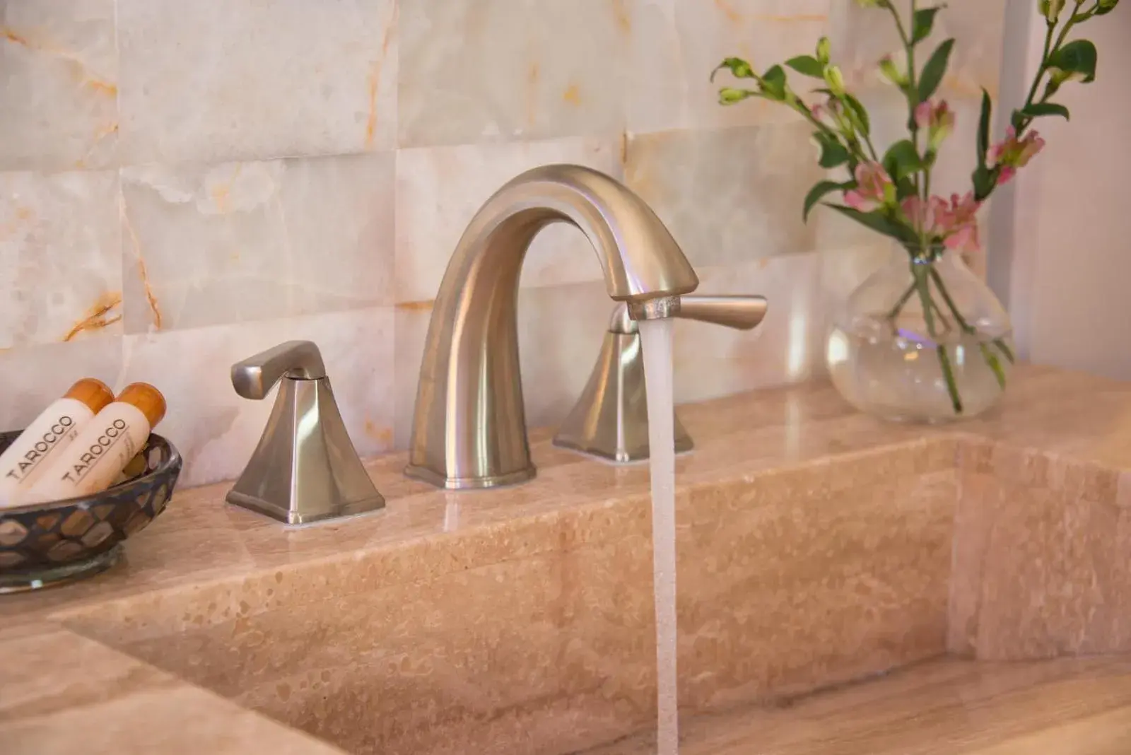 Standard King Room in Gothic Eves Inn and Spa Bed and Breakfast Standard King Room in Gothic Eves Inn and Spa Bed and Breakfast