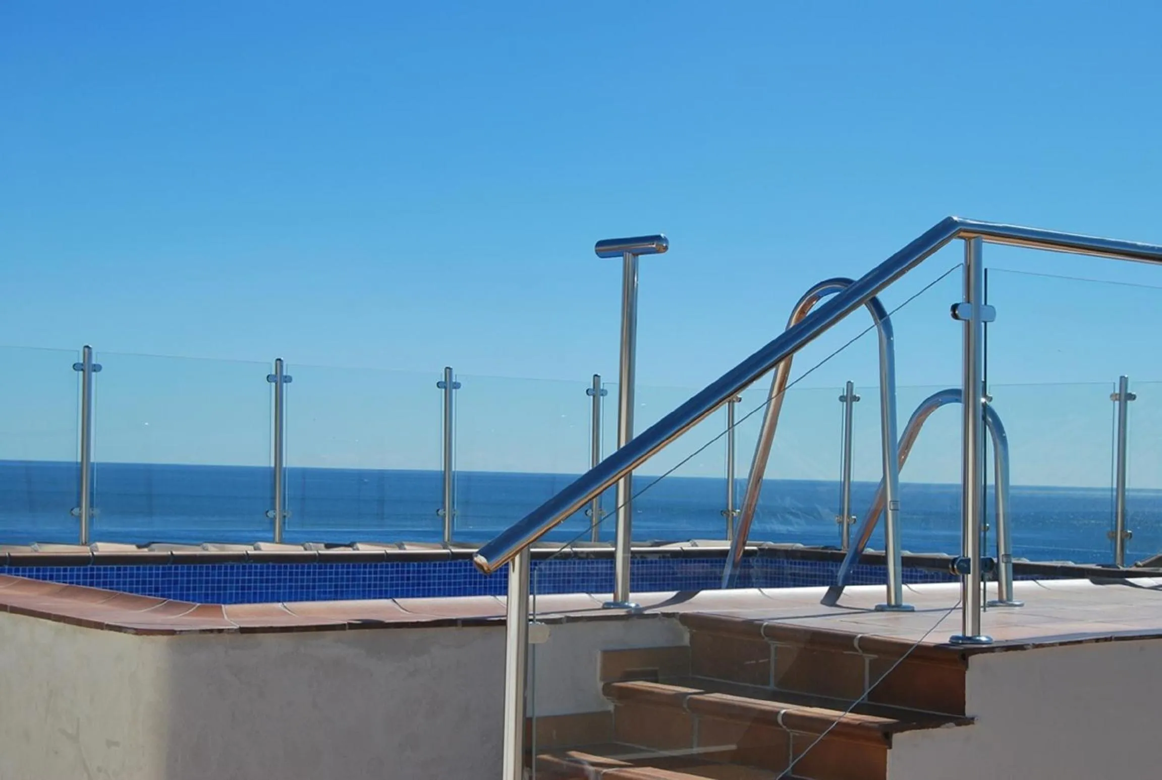 Swimming pool in Apartamentos Plaza