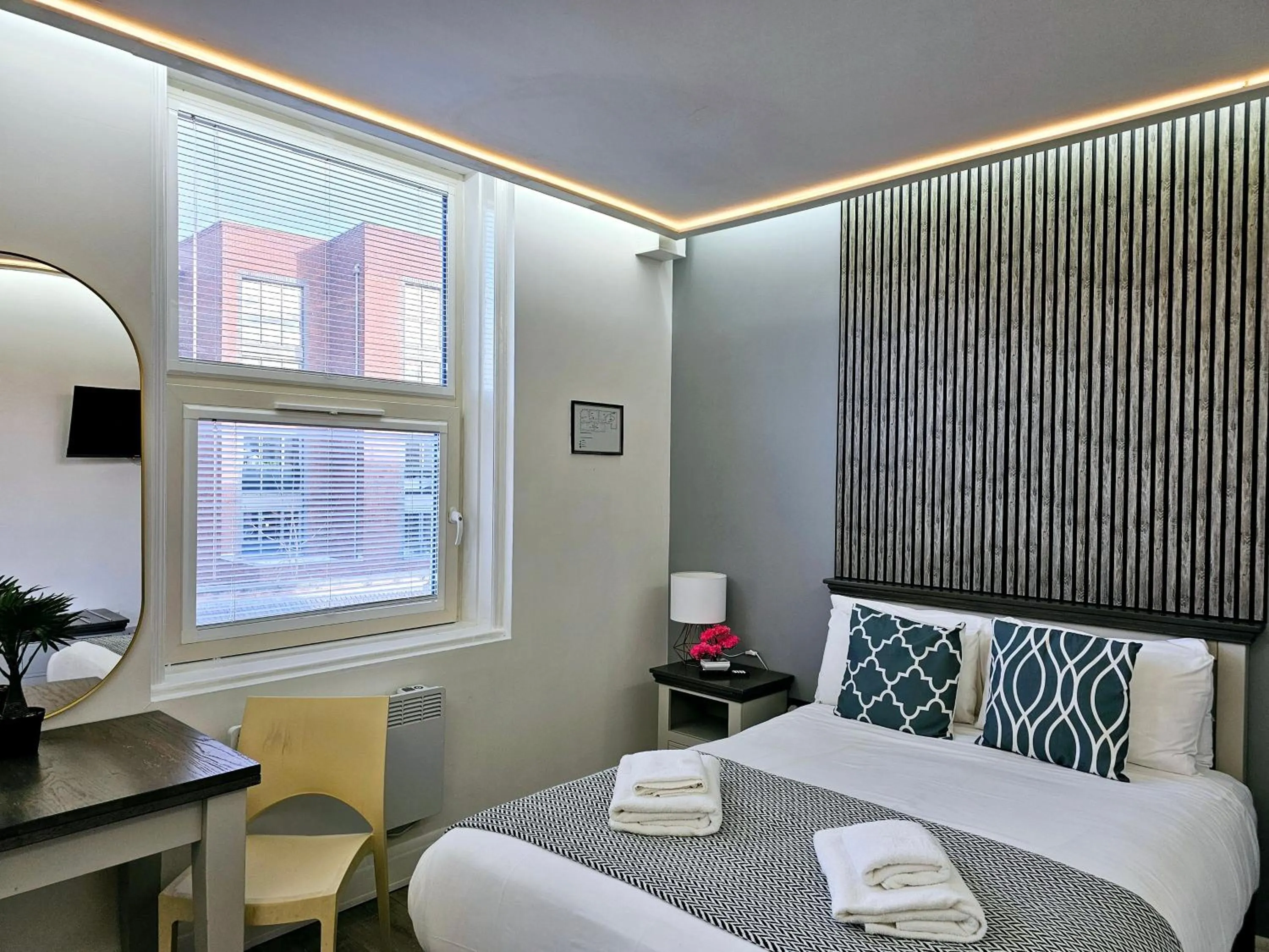 Bed in London Stay Apartments